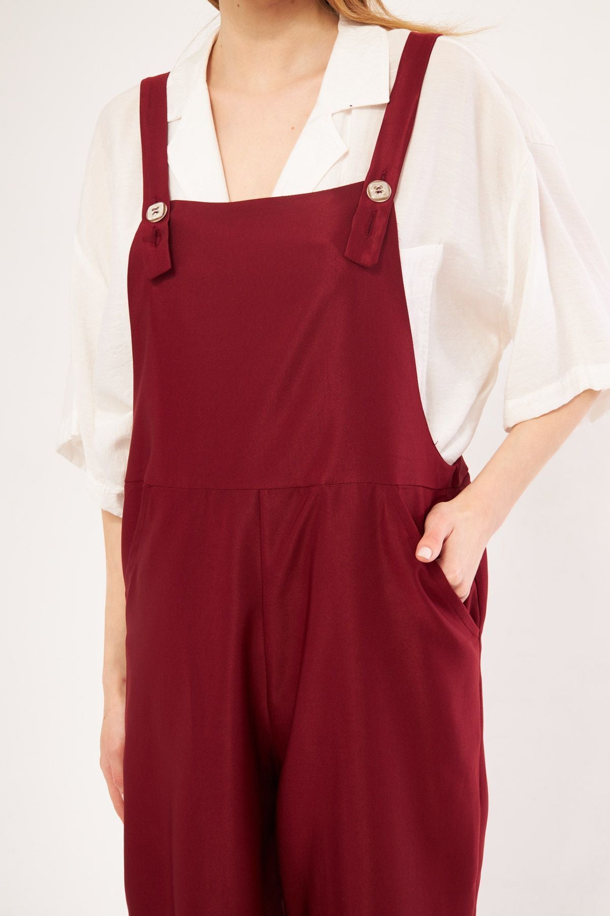 Women's Bordeaux Ikosi Jumpsuit with a large trouser gardener model ARM-24Y001043