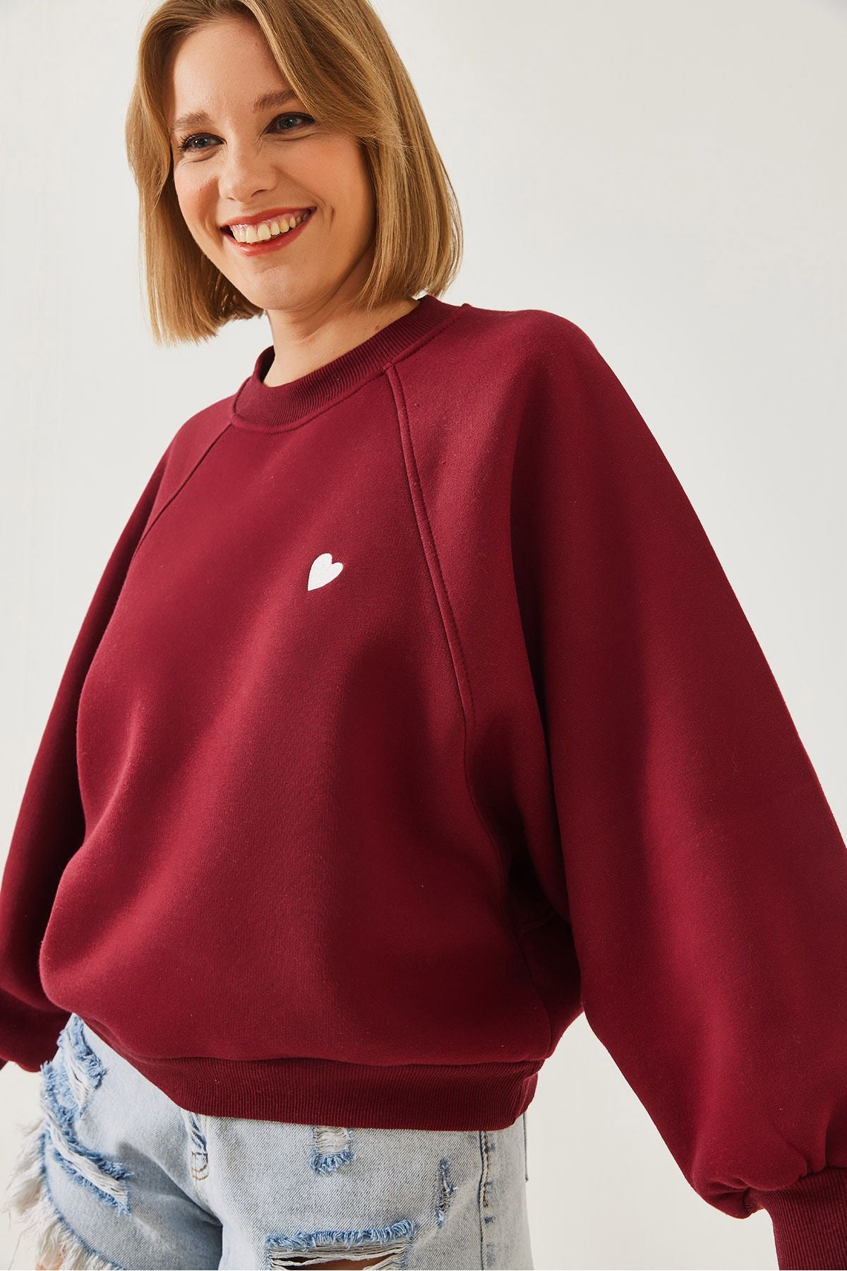 Female Bicycle Collar Heart Embroidery Three Yarn Sweatshirt 60251933