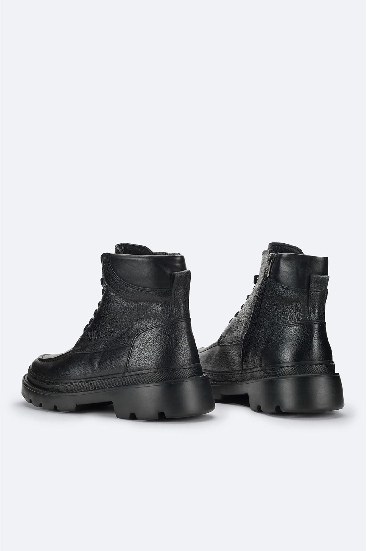 Men's Black 100 %Leather Lace Flexible Base Bot A32Y8009