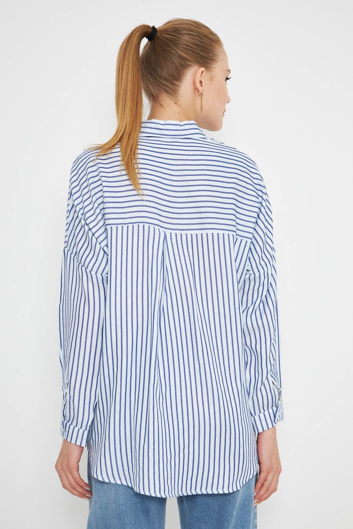 Female flowerpot stripe long arm pocket detailed back Pleeled Oversize shirt ARM-25K001069