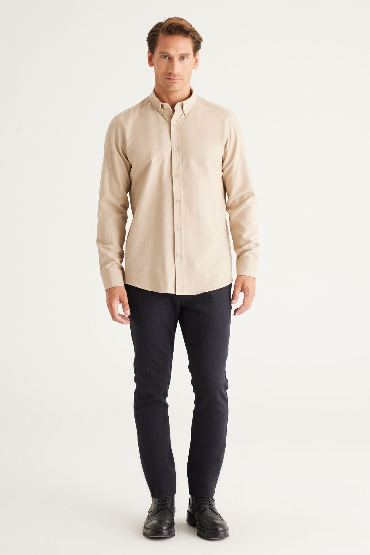 Men's Oxford Beige button collar easily ironed cotton slim fit narrow cut shirt