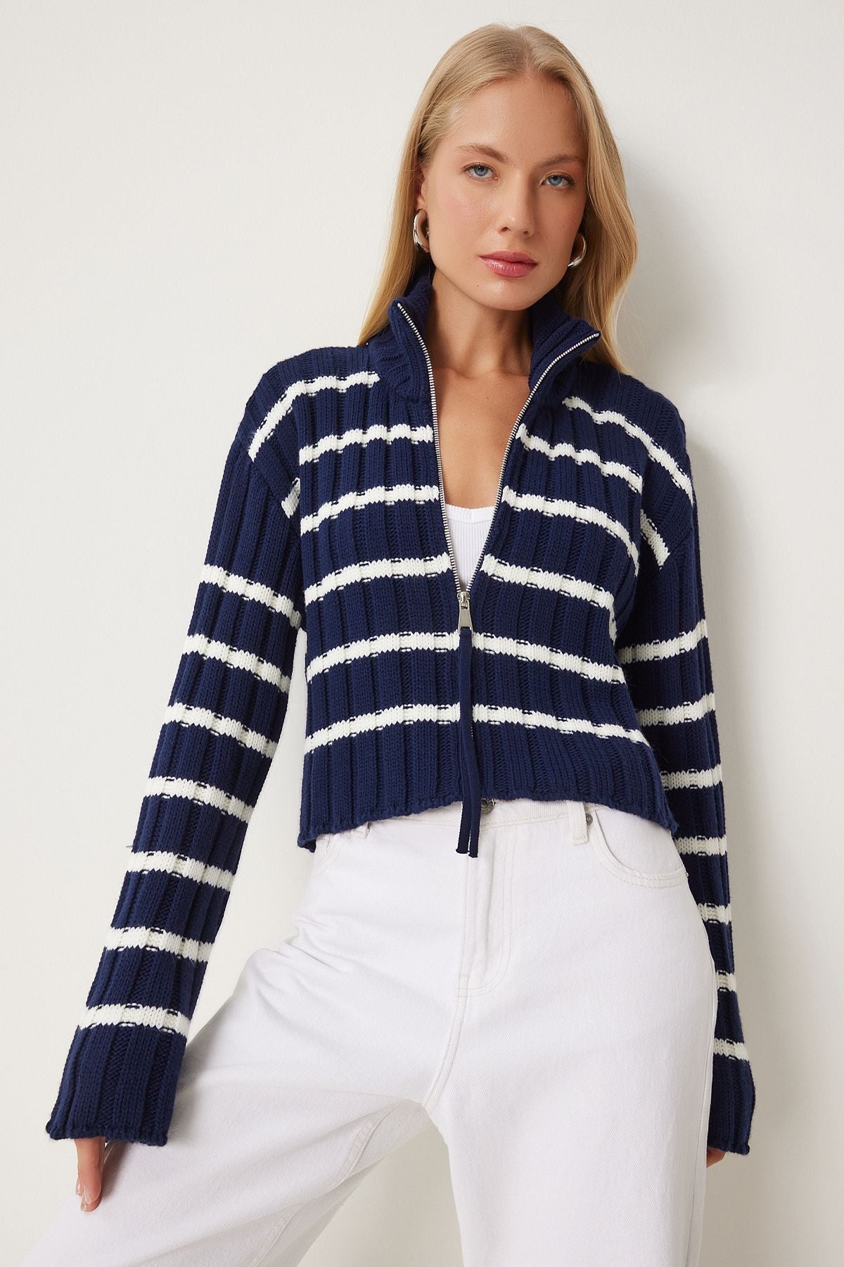 Woman Navy Blue Zipper striped upright collar knitwear cardigan pf00081