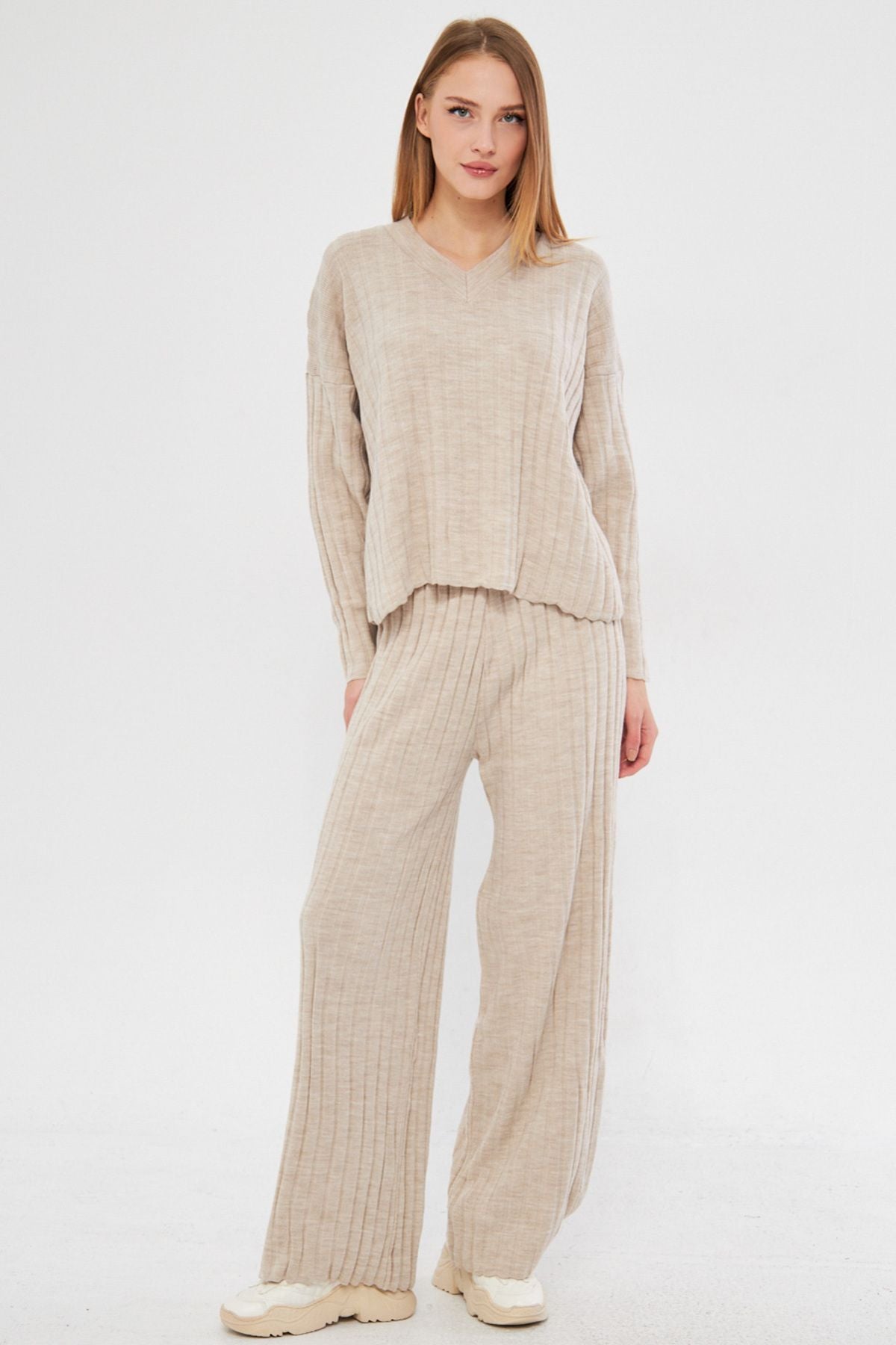 Female Beige V-Neck Binary Knitwear Set ARM-25K012002