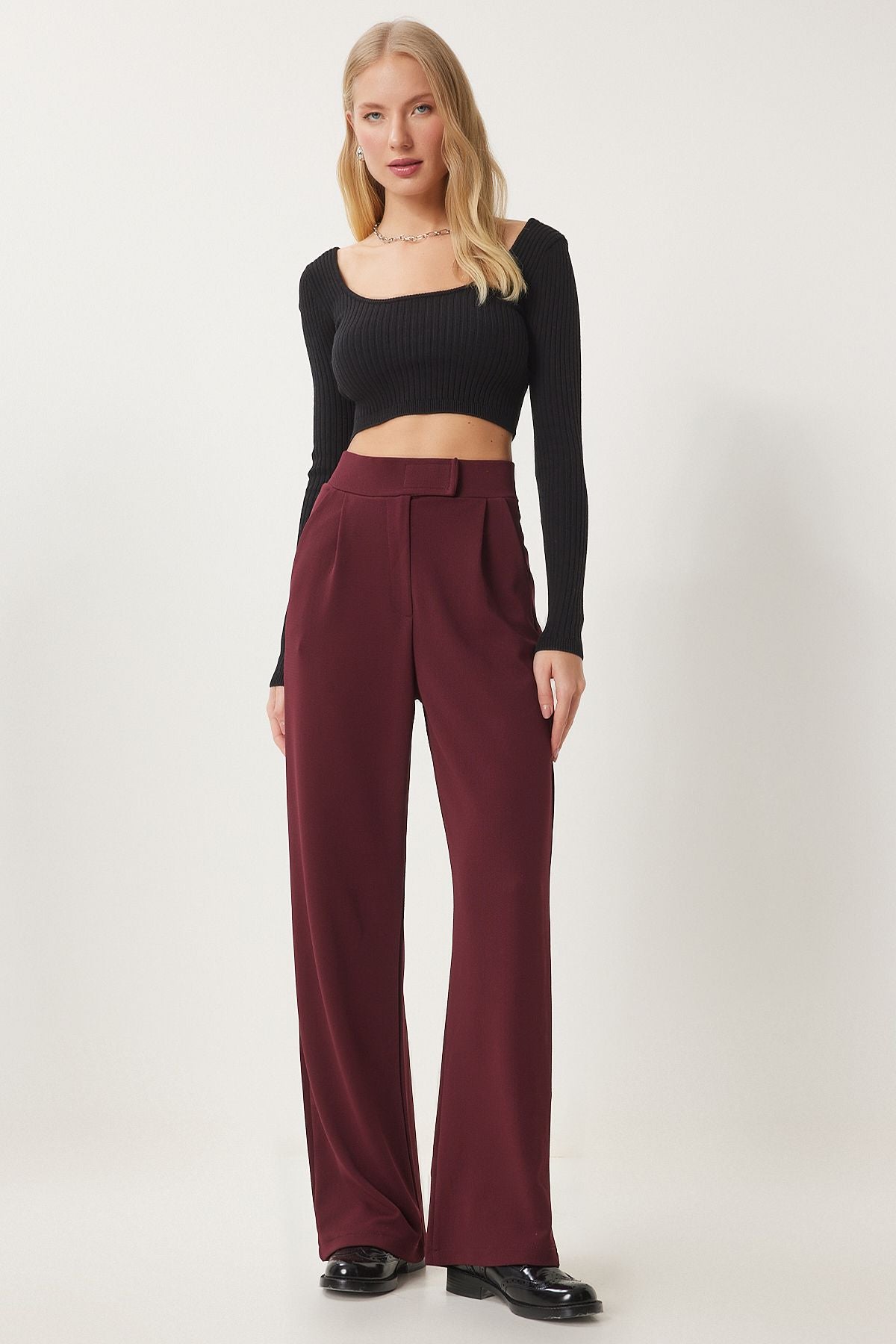 Female Bordeaux Waist Calcare