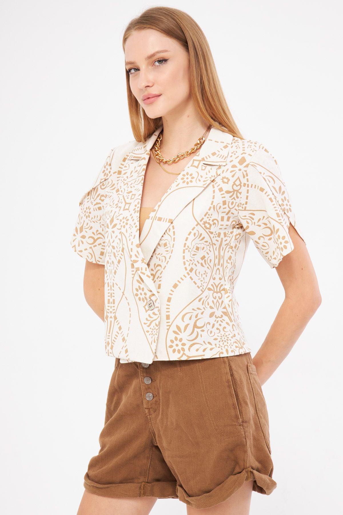 WOMEN OPEN MISSING FLY FLET-LEATED PATTERN Handle Slit Crop Short Sleeve Jacket ARM-24Y001095