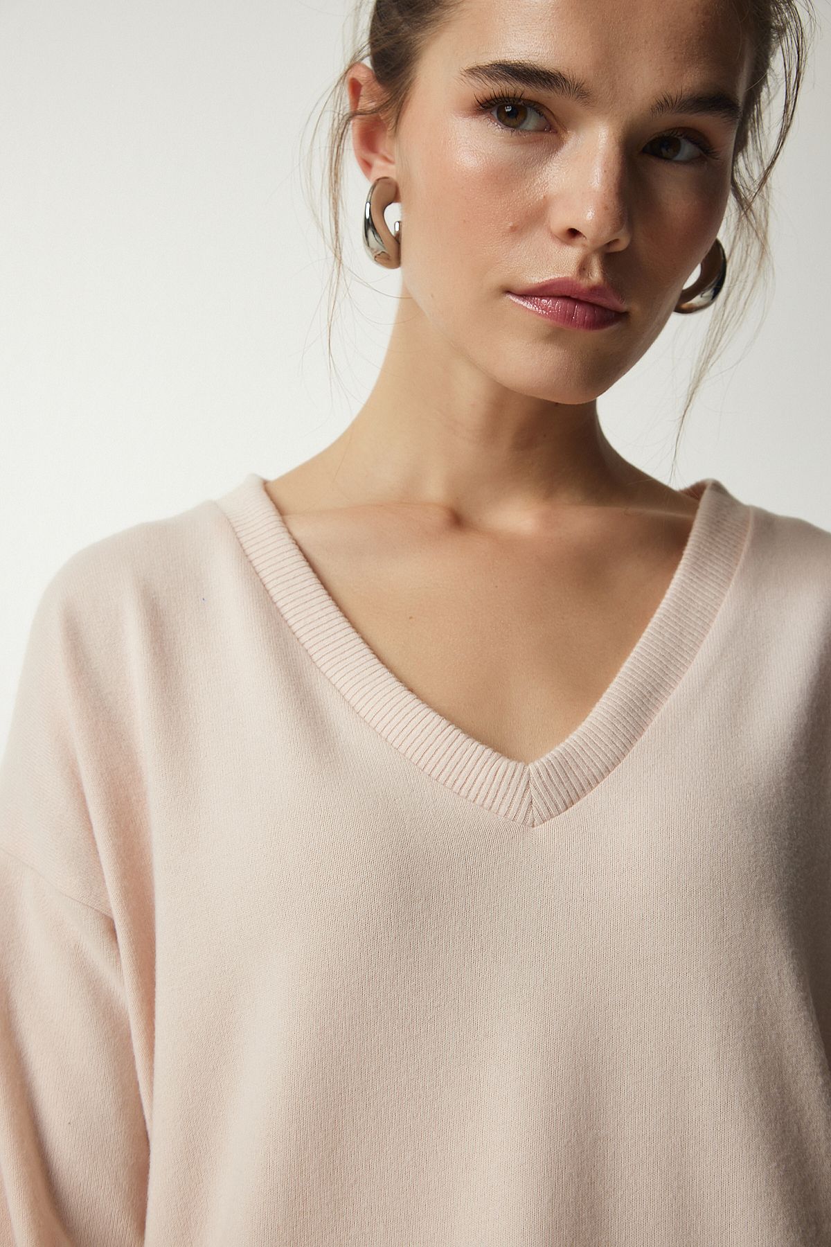 Women's Cream V neck Yumoş Knitting Sweater UB00197