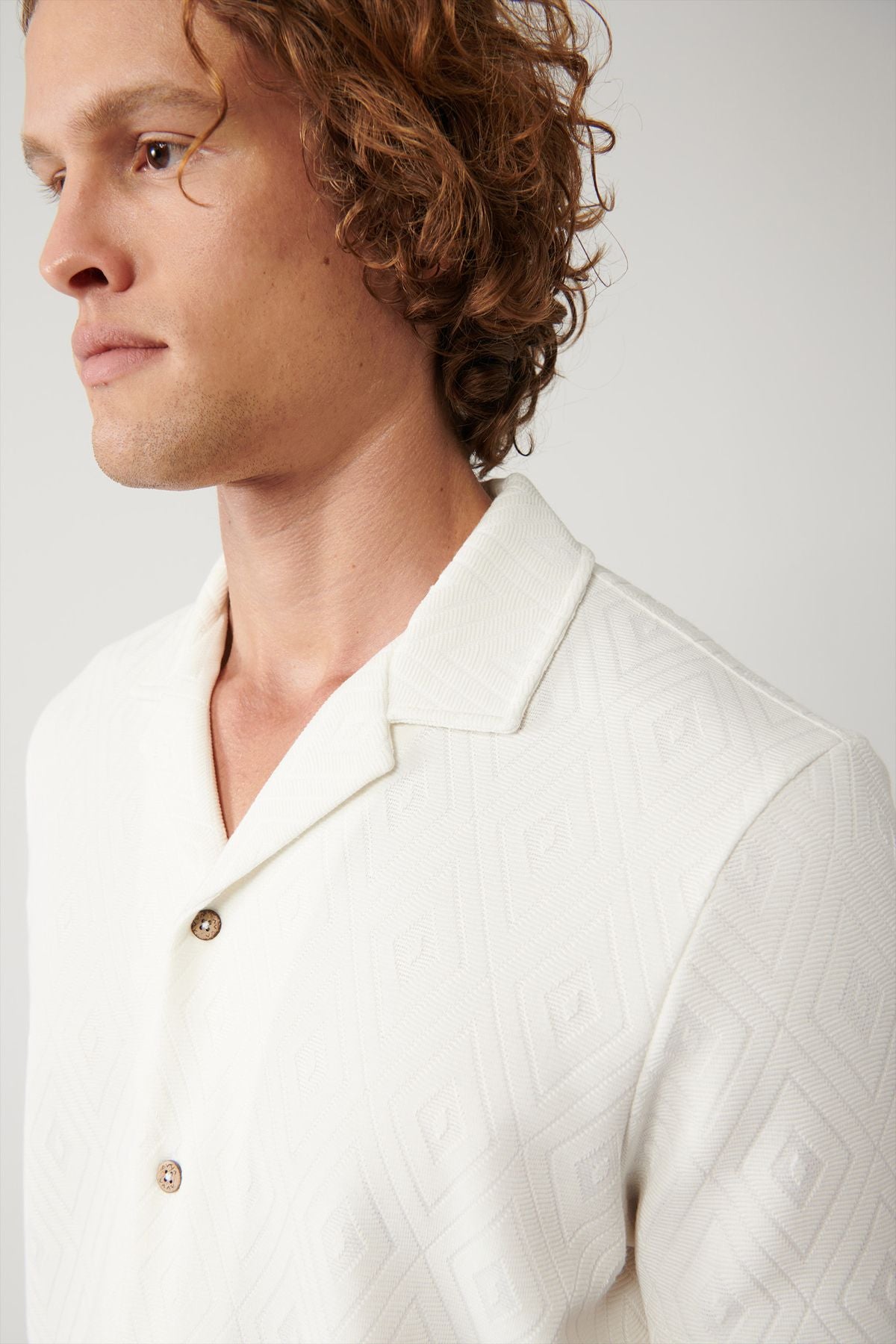 Men's White Apace Baklava Motif knitted shirt A41y2217
