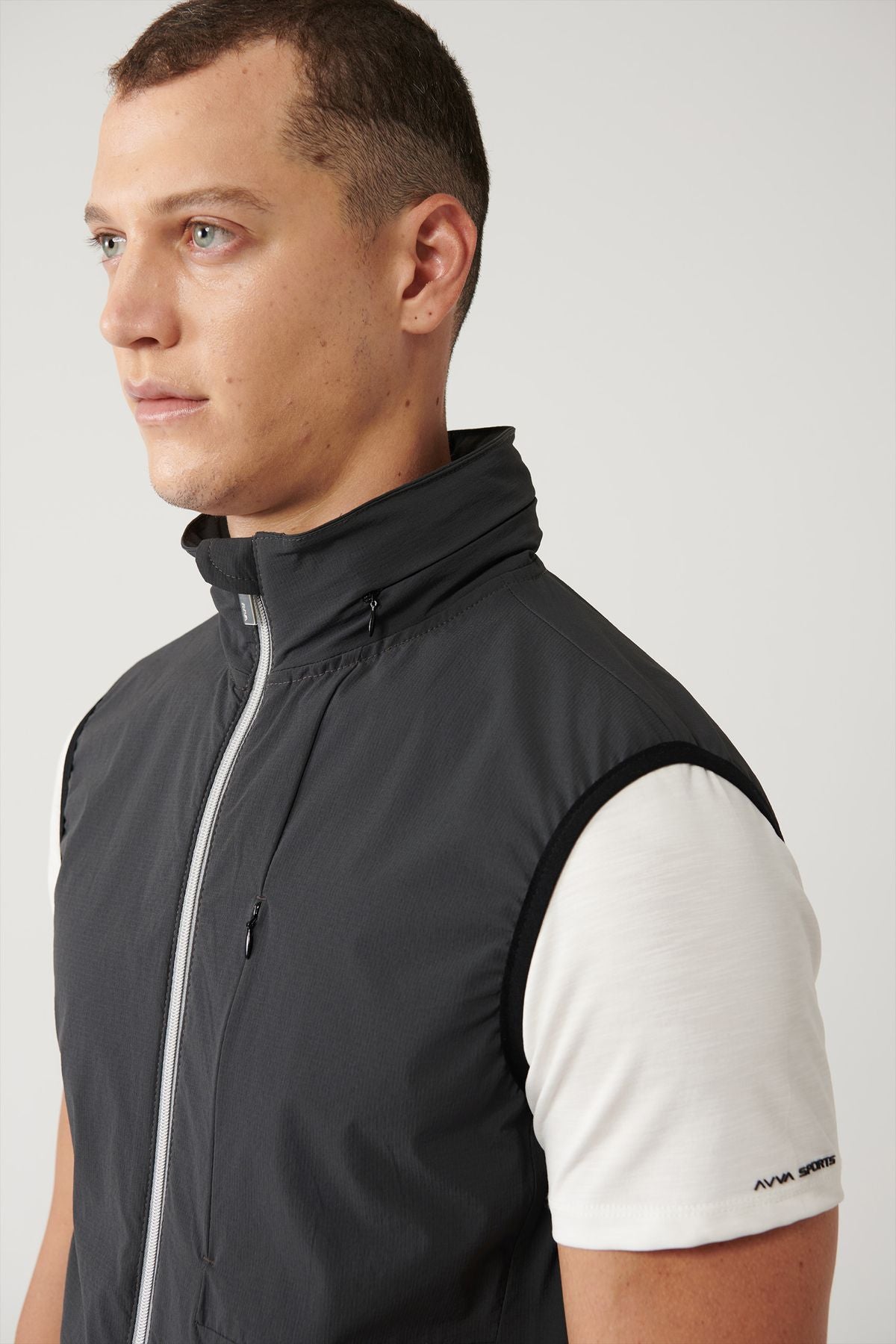 Men's anthracite upright collar hooded zipper water -driven bi stretch vest a41y6535