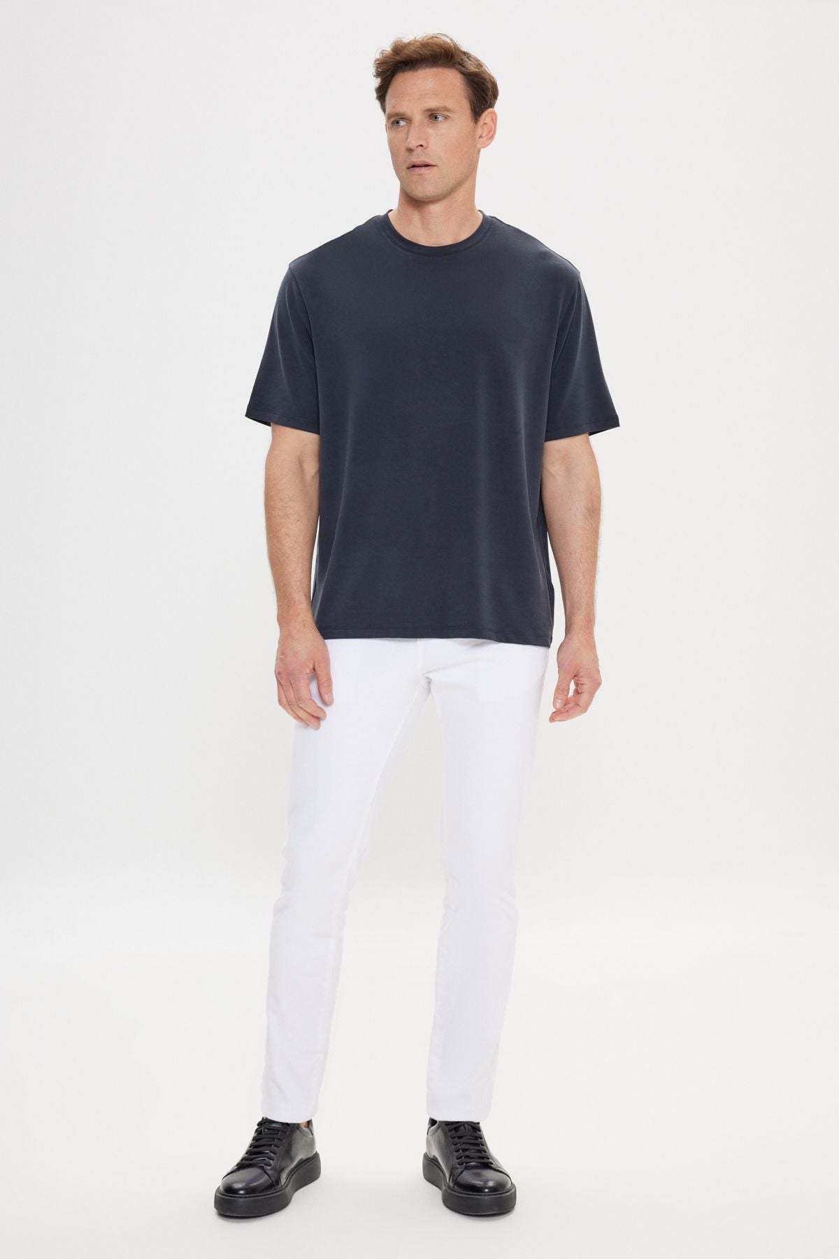 Men's navy blue modern fit comfortable cut bike collar flexible t -shirt
