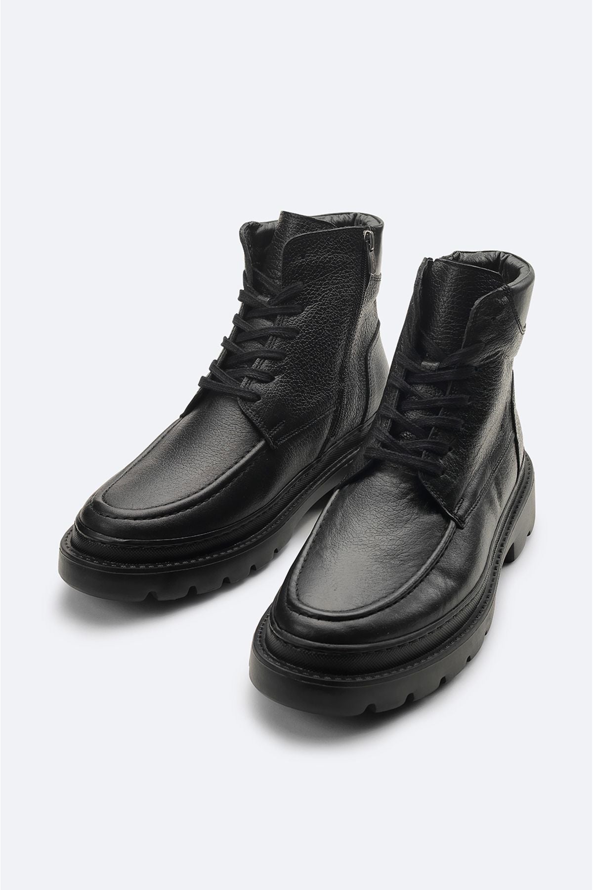 Men's Black 100 %Leather Lace Flexible Base Bot A32Y8009