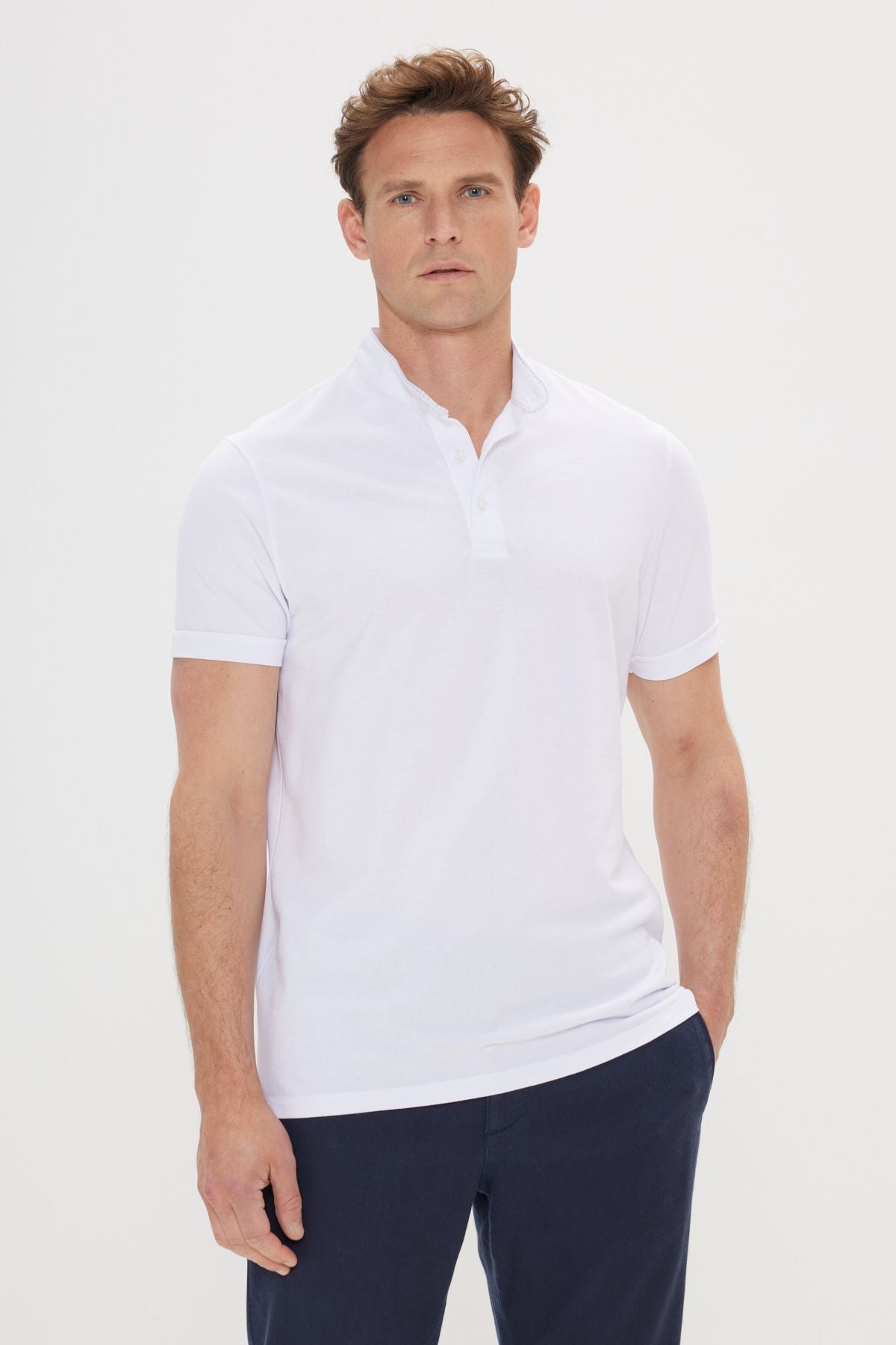 Men's white slim fit narrow cut 100 %cotton upright collar t -shirt