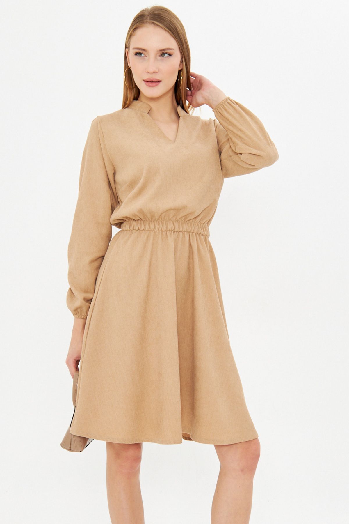 Female Beige Velvet V-Yaka Waist Tire Thin Fravable Clash Dress ARM-25K001049