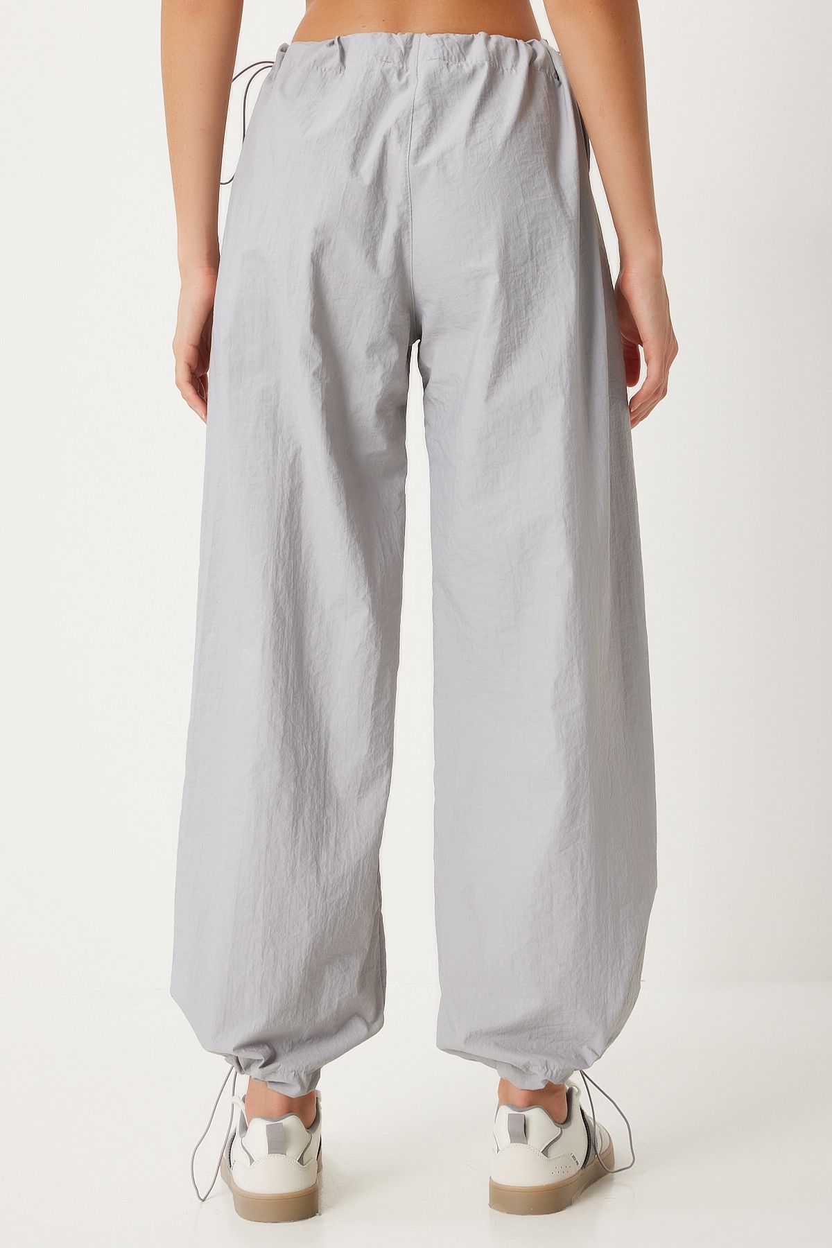 Female gray pocket parachute shalwar pants FN03274