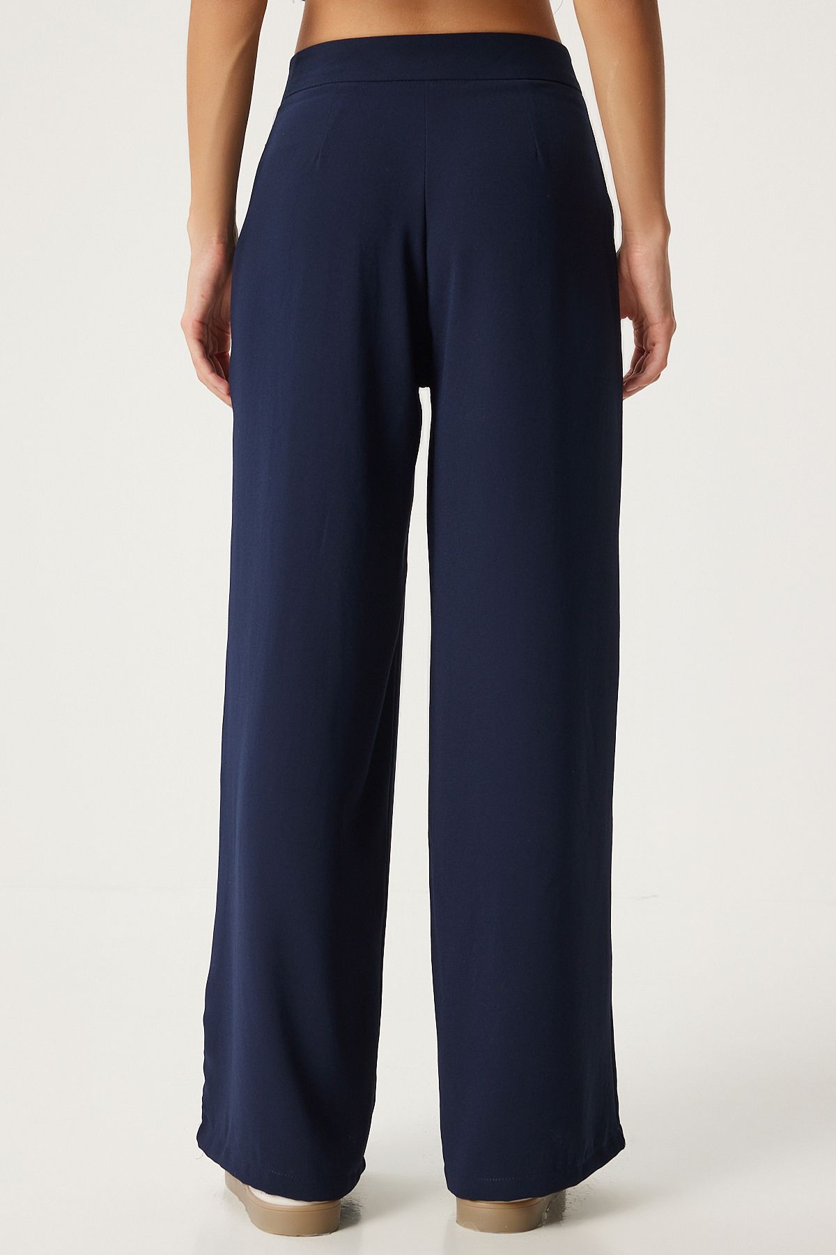 Woman Navy Blue Pleated Woven Palazzo Pants UL00038