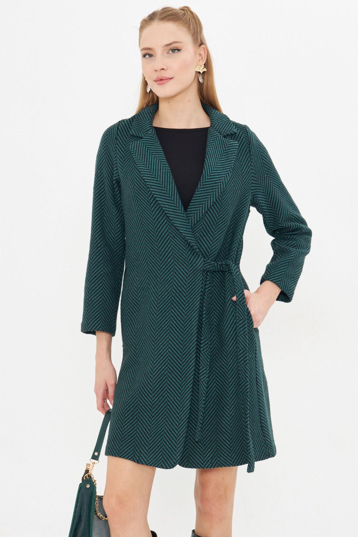 Female emerald-on-handed lined pocket long stamp coat ARM-25K001077