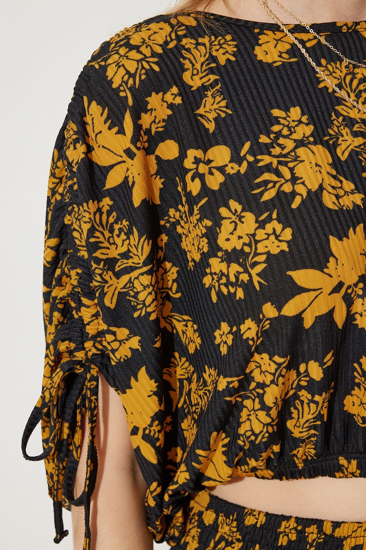 Female black mustard patterned blouse palazzo knitting set Mc00264