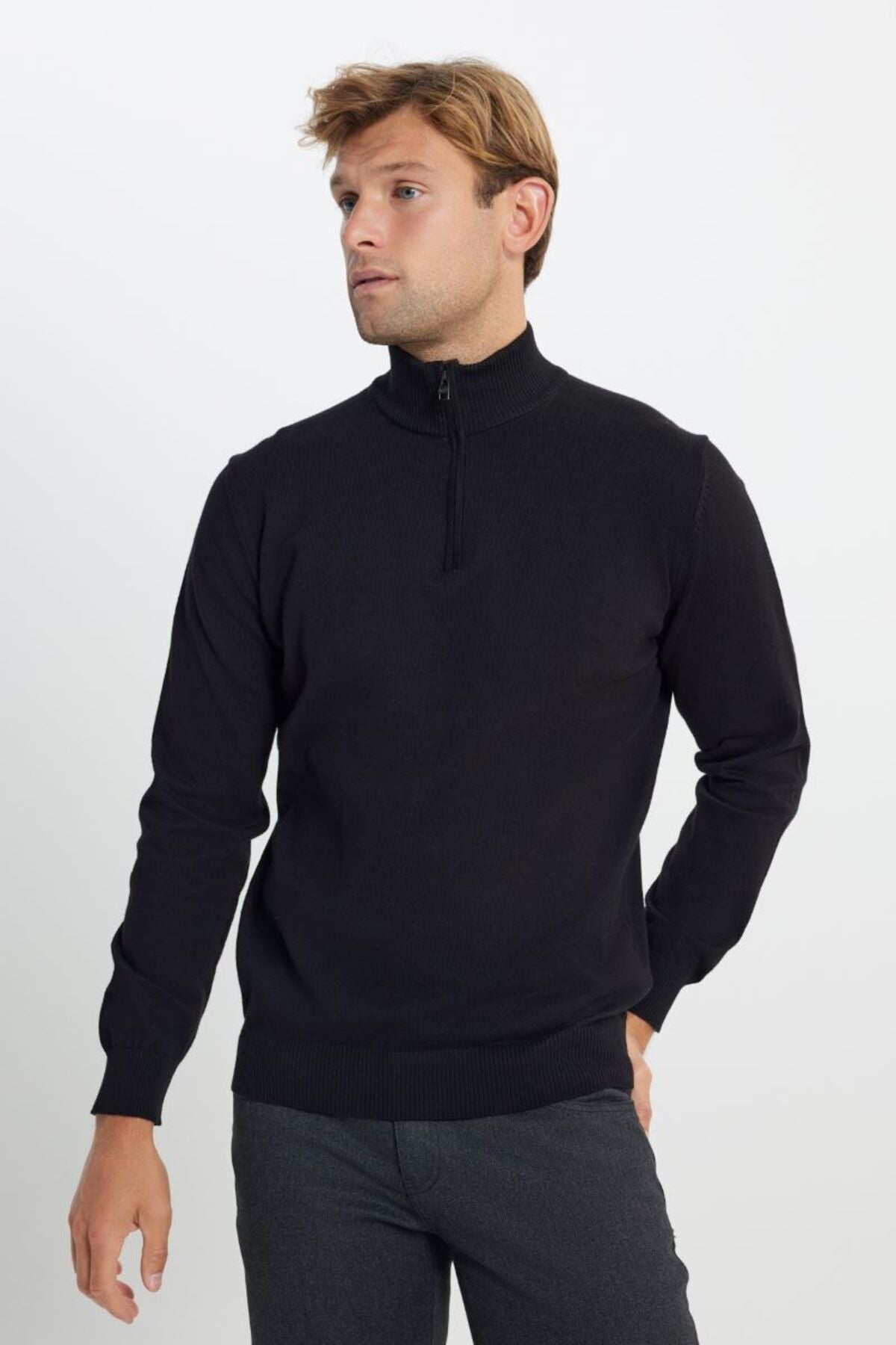 Standard Fit Normal Cut Bato Yaka Knitwear Black Cossack