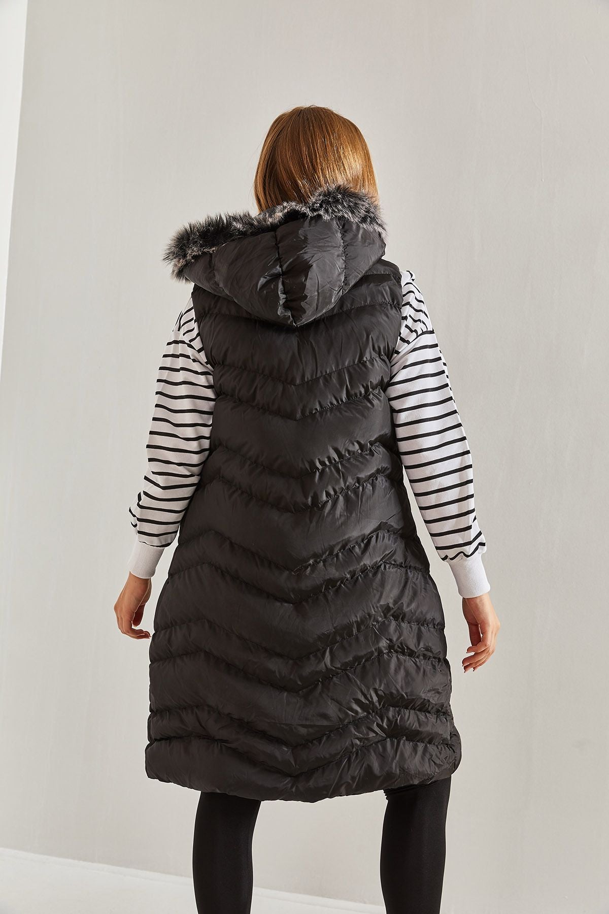 Women's Hittish Fur Long Vest