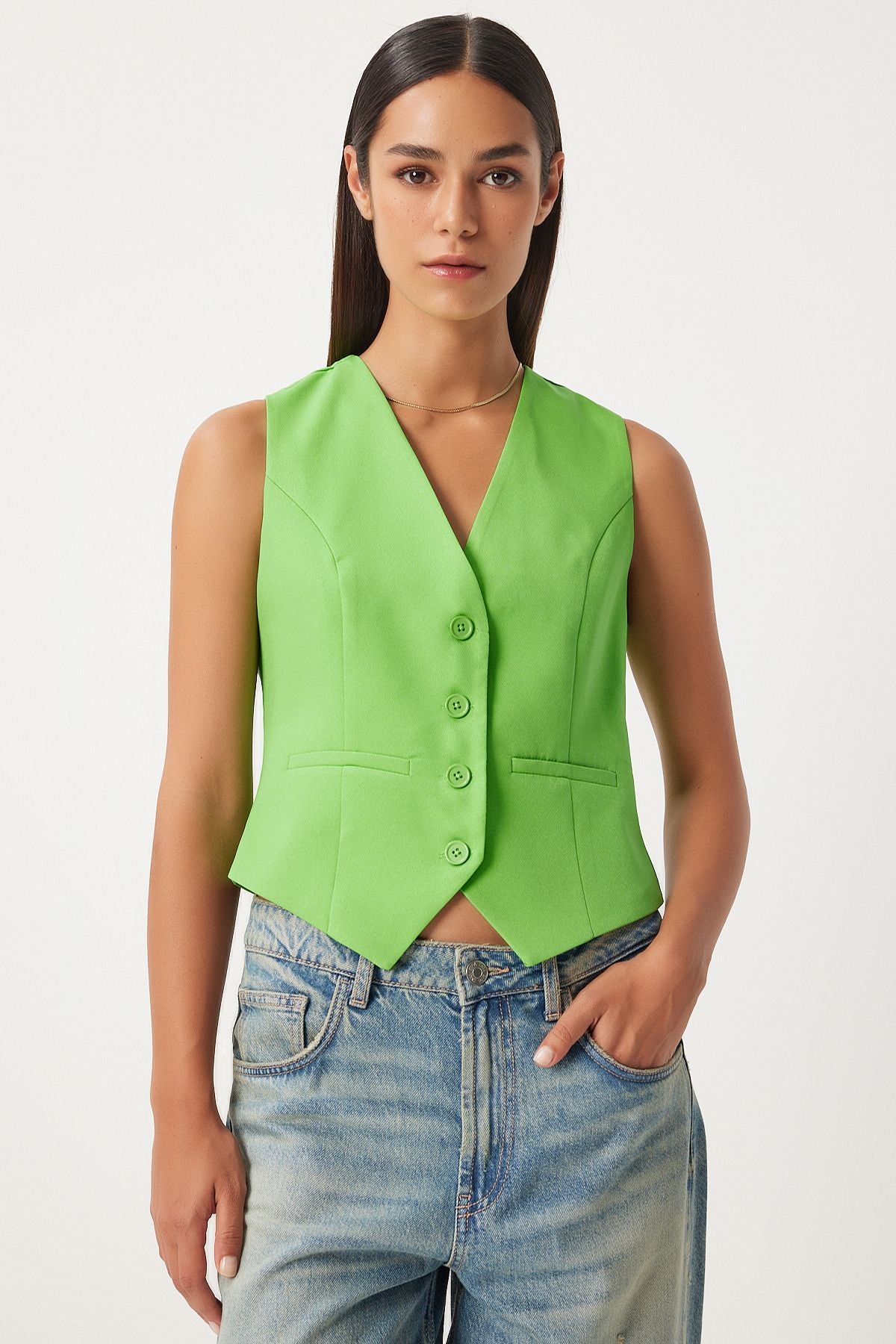 Woman Live Green Sitting on the Body Short Woven Vest To00048