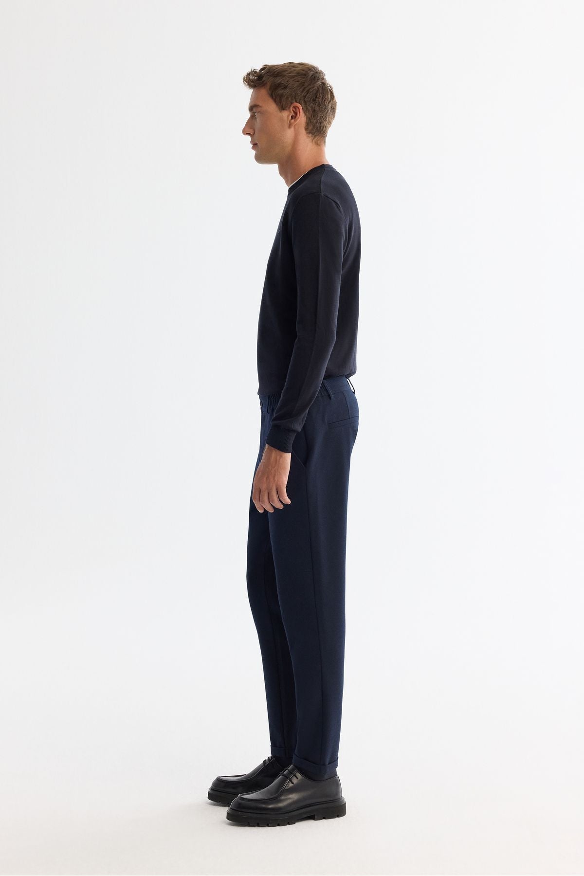 Men's navy blue as well as tire -wavy chino pants B003037