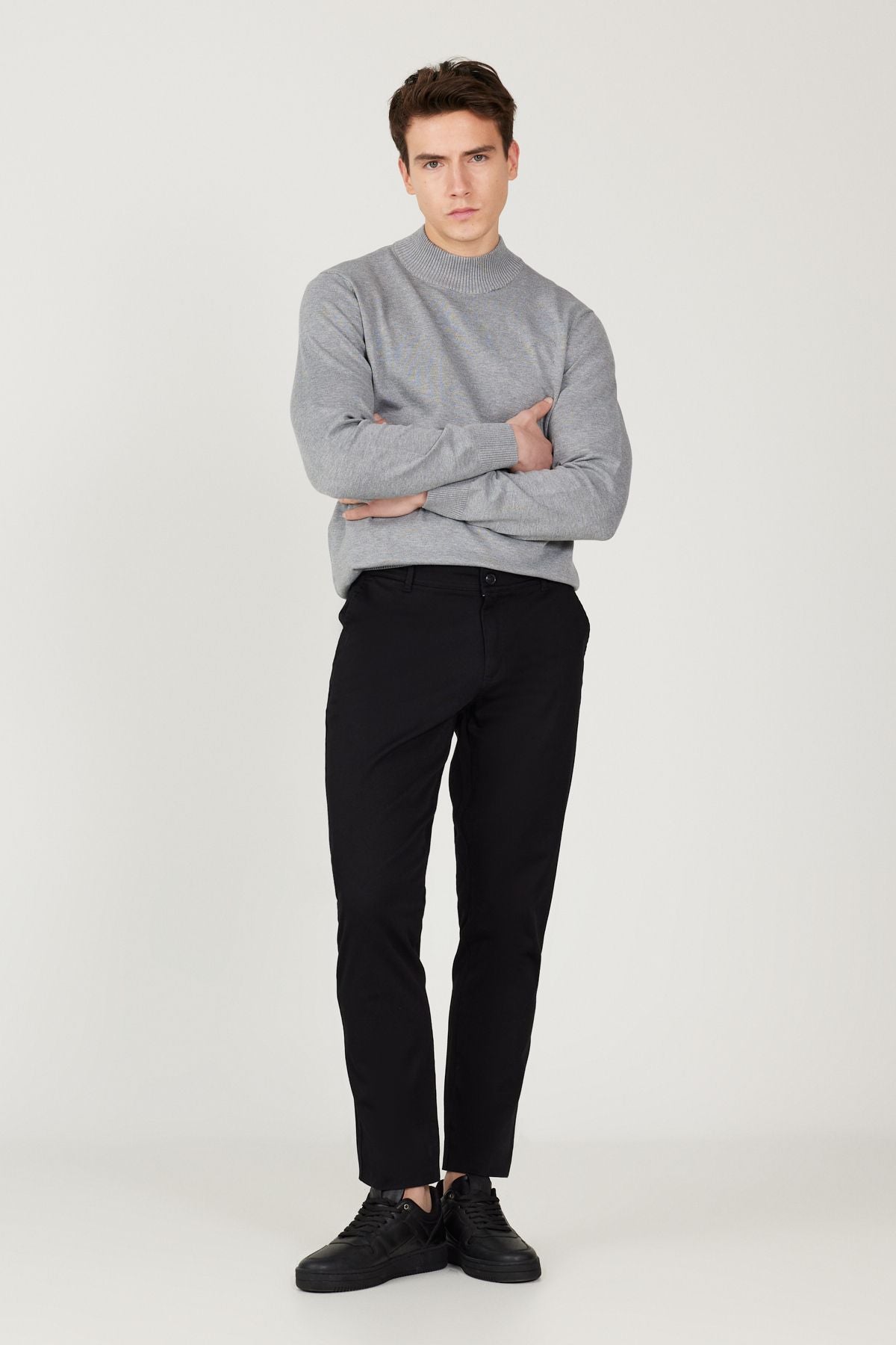 Men's black slim fit narrow -cut cotton flexible chino pants