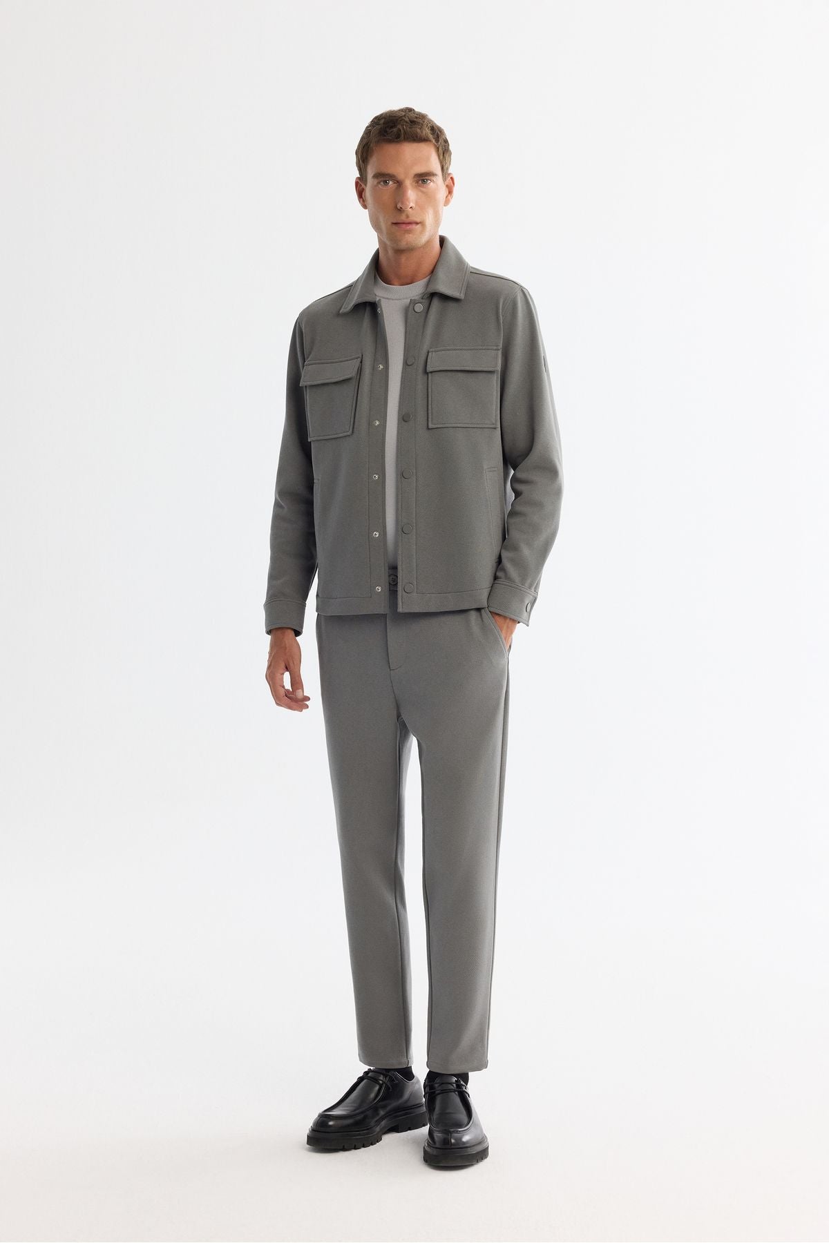 Men's gray-green classic collar double pocket shirt jacket A42Y2092