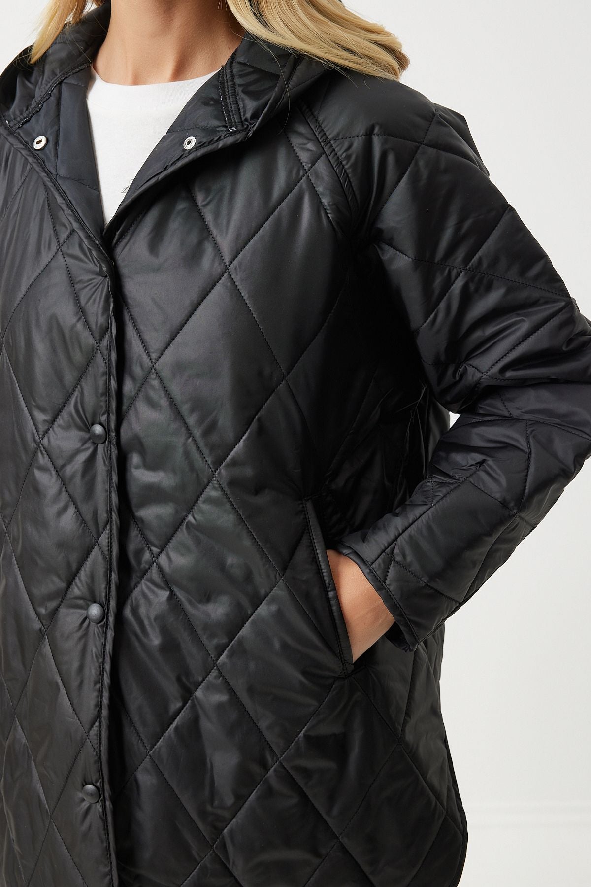 Female black hooded quilted oversize coat FN02905