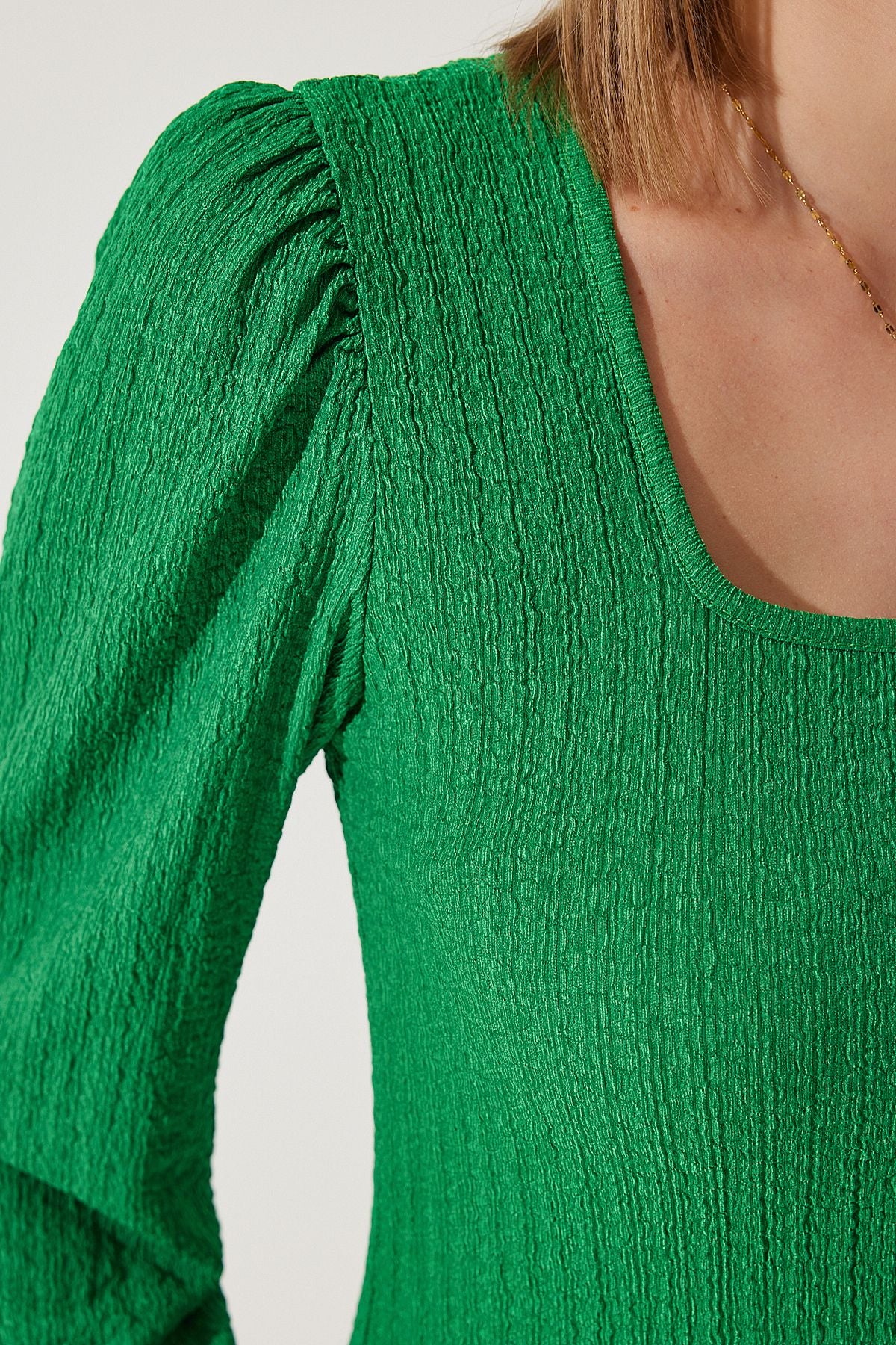 Woman Dark Green Square Collar textured knitted blouse DD01111