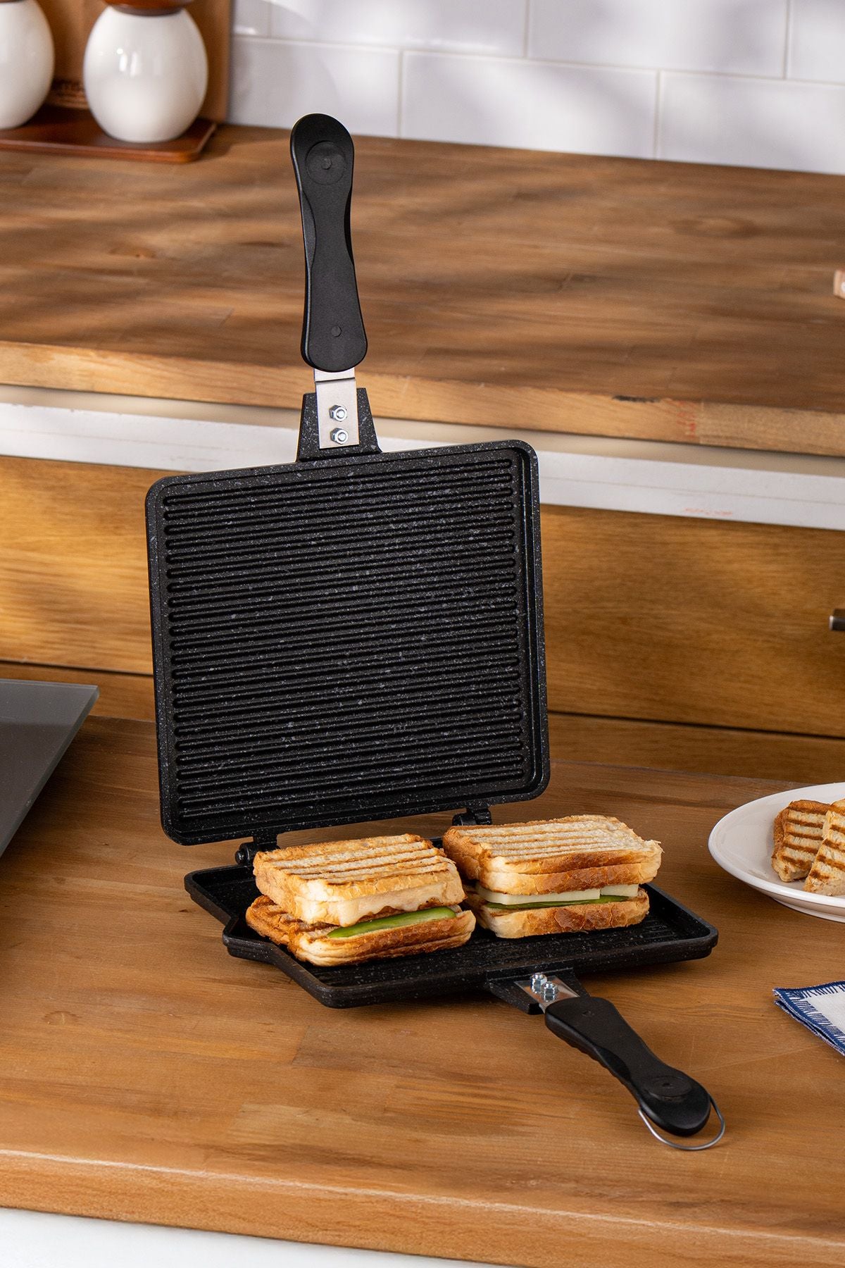 New toast Grill