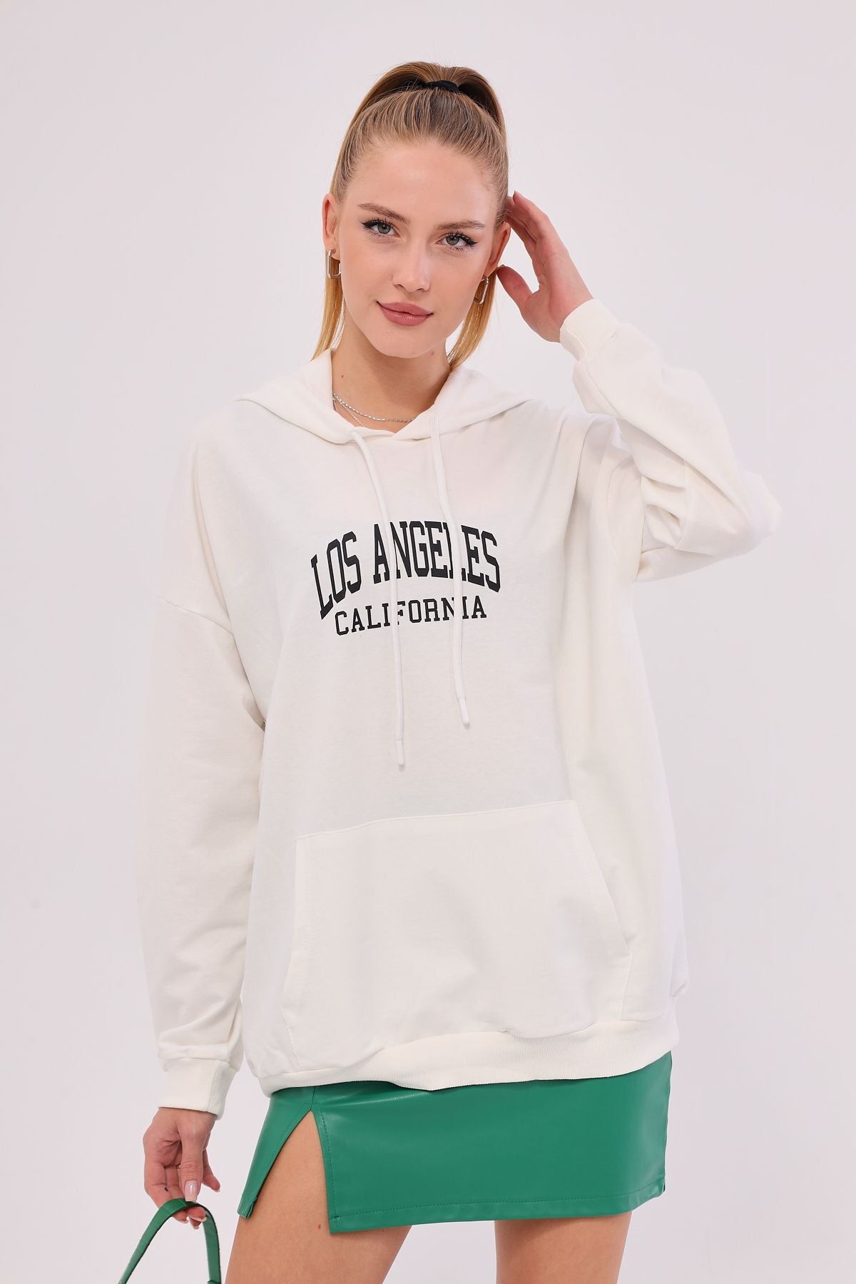 Woman White Los Angeles Printed Hooded Oversize Sweatshirt ARM-25K001026