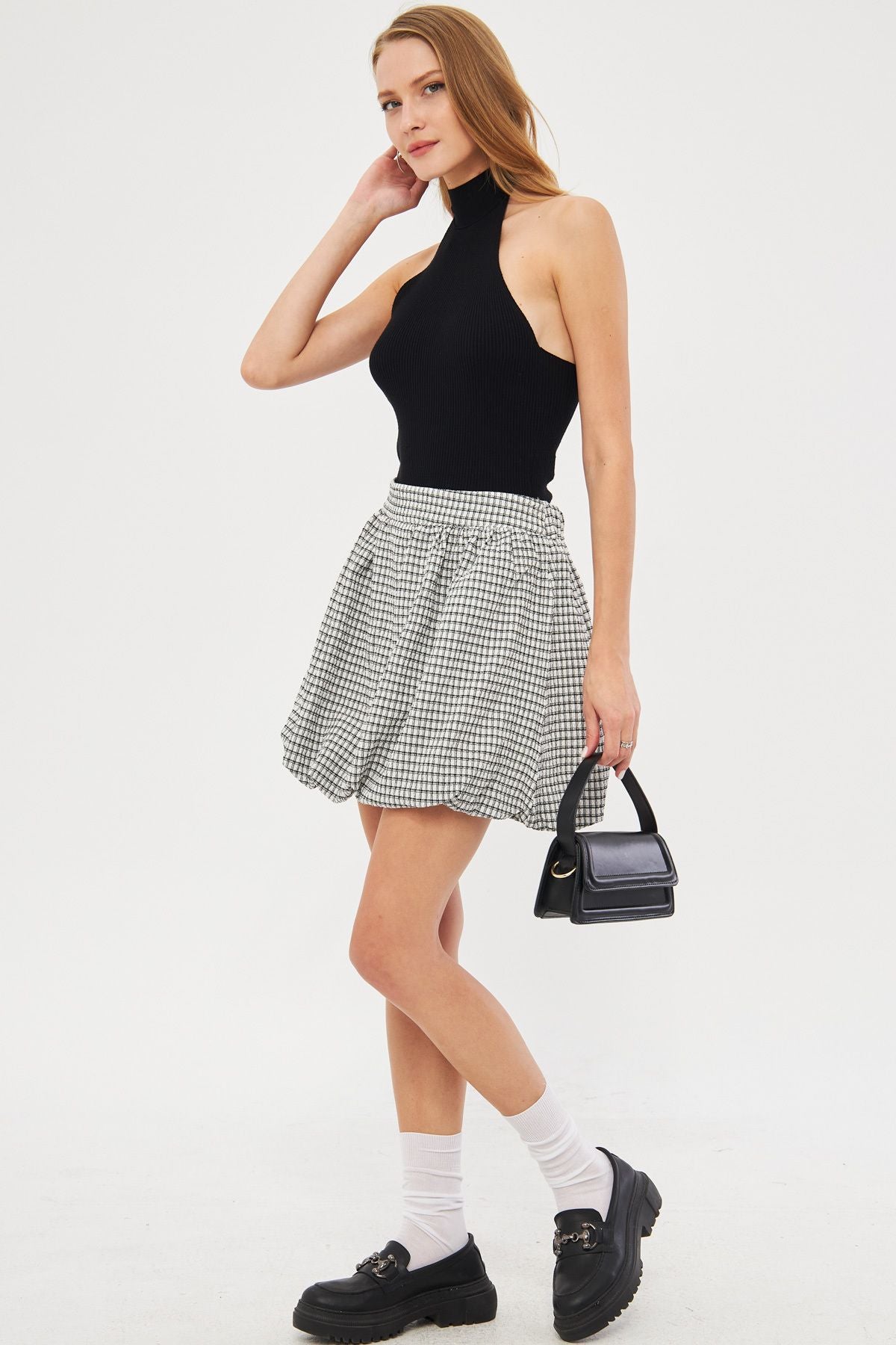 Female Black Plaid Fabric Behind Rubber Side Zippered Balloon Skirt ARM-24Y001107