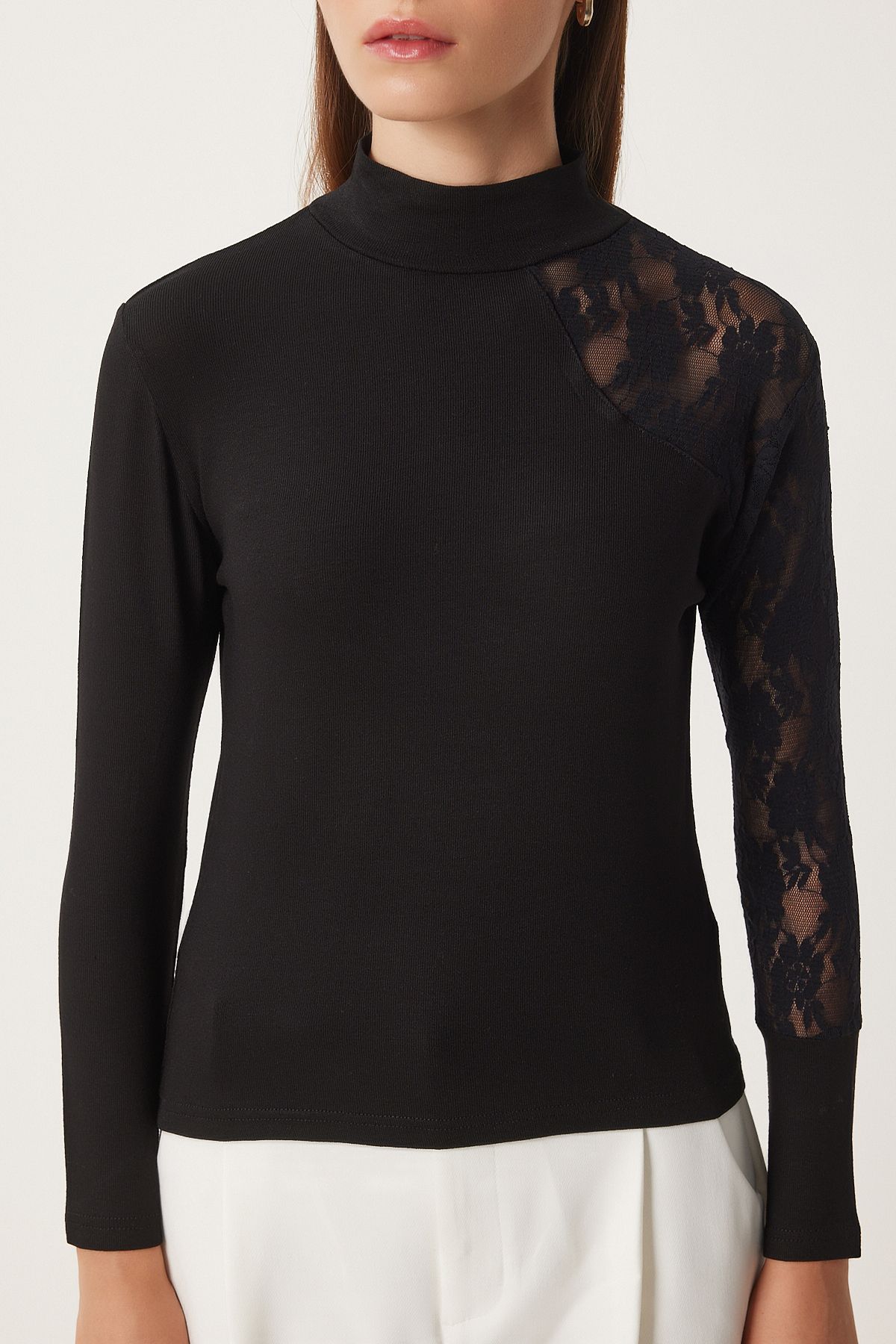 Female black fisherman collar lace wick knitted blouse EN00627