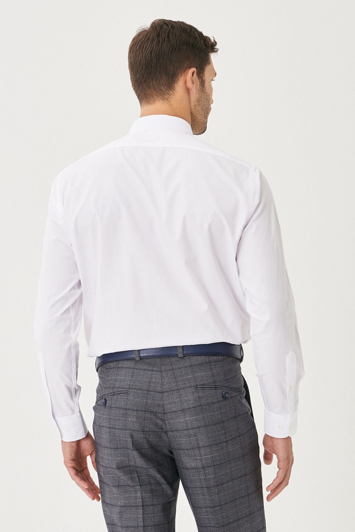 Men's white ironing easy Non-Iron Comfort Fit Casual Cut Classic Neck Shirt