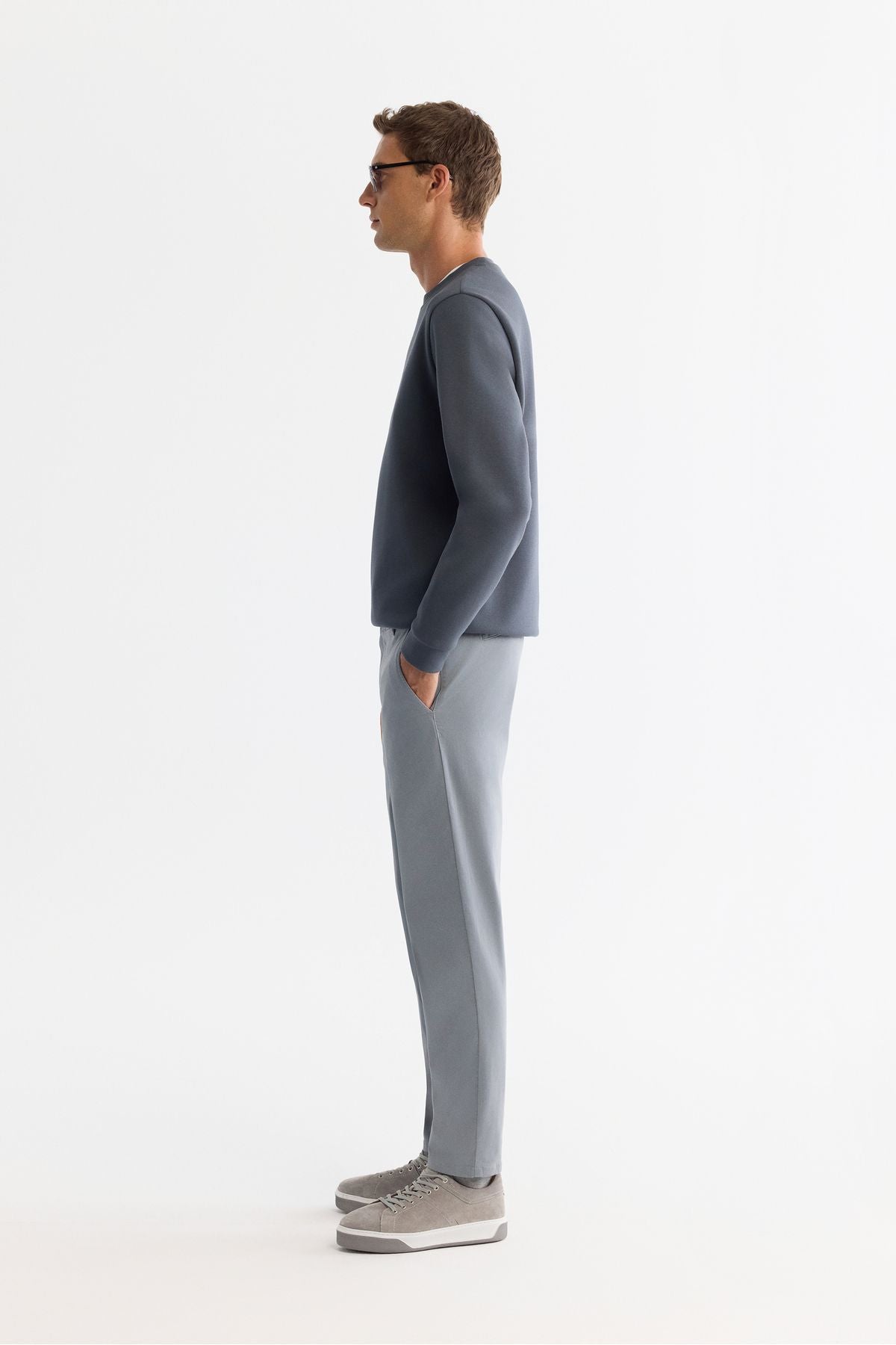 Men's gray side with a righteous soft button double trousers A42y3007