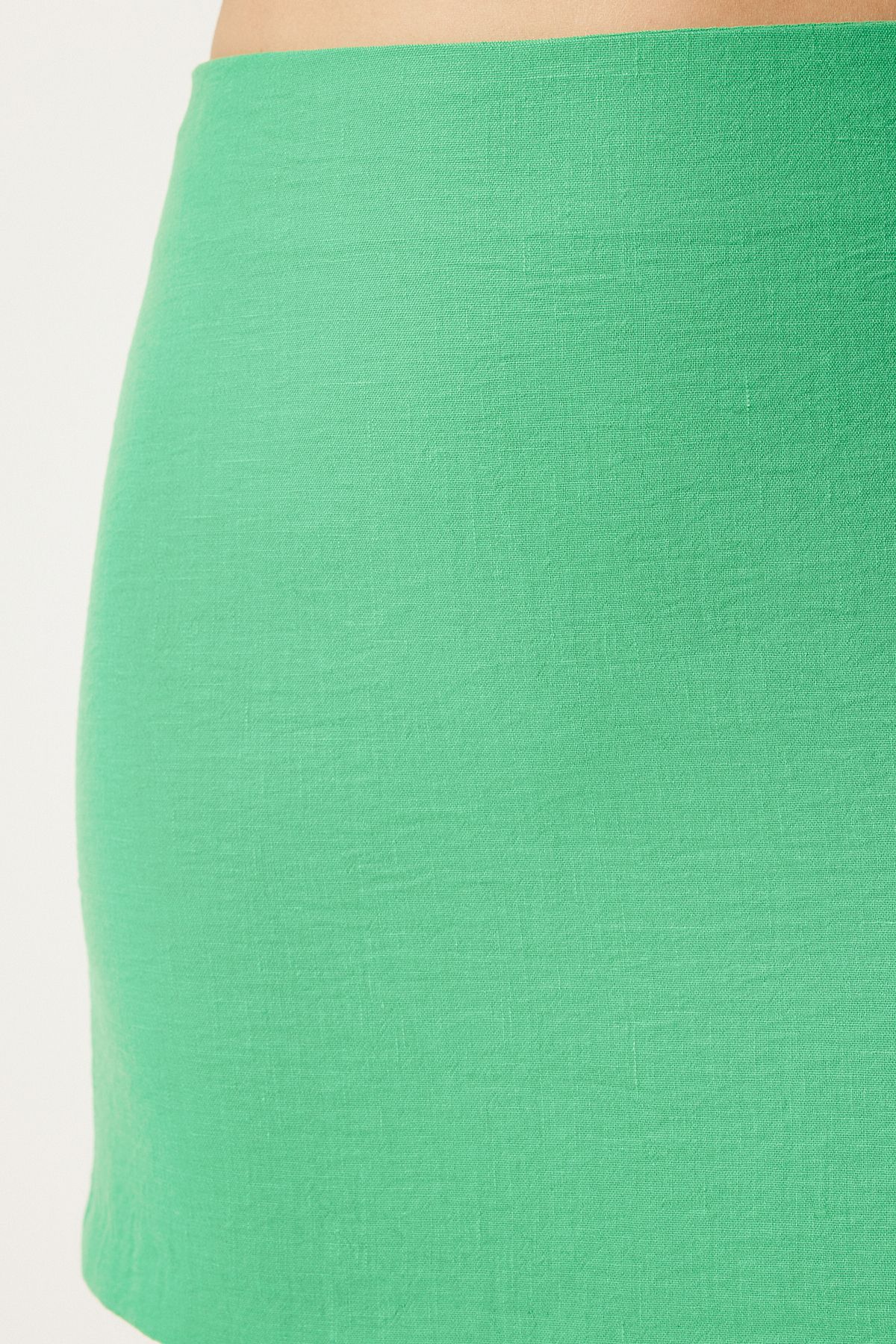 Woman Green Mini Woven Skirt FN03240