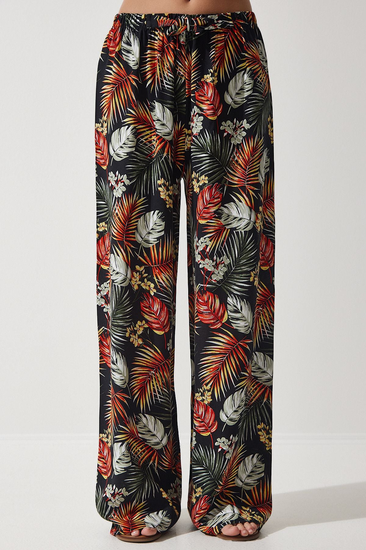 Female Black Tile Patterned Viscose Palazzo Pants EN00606
