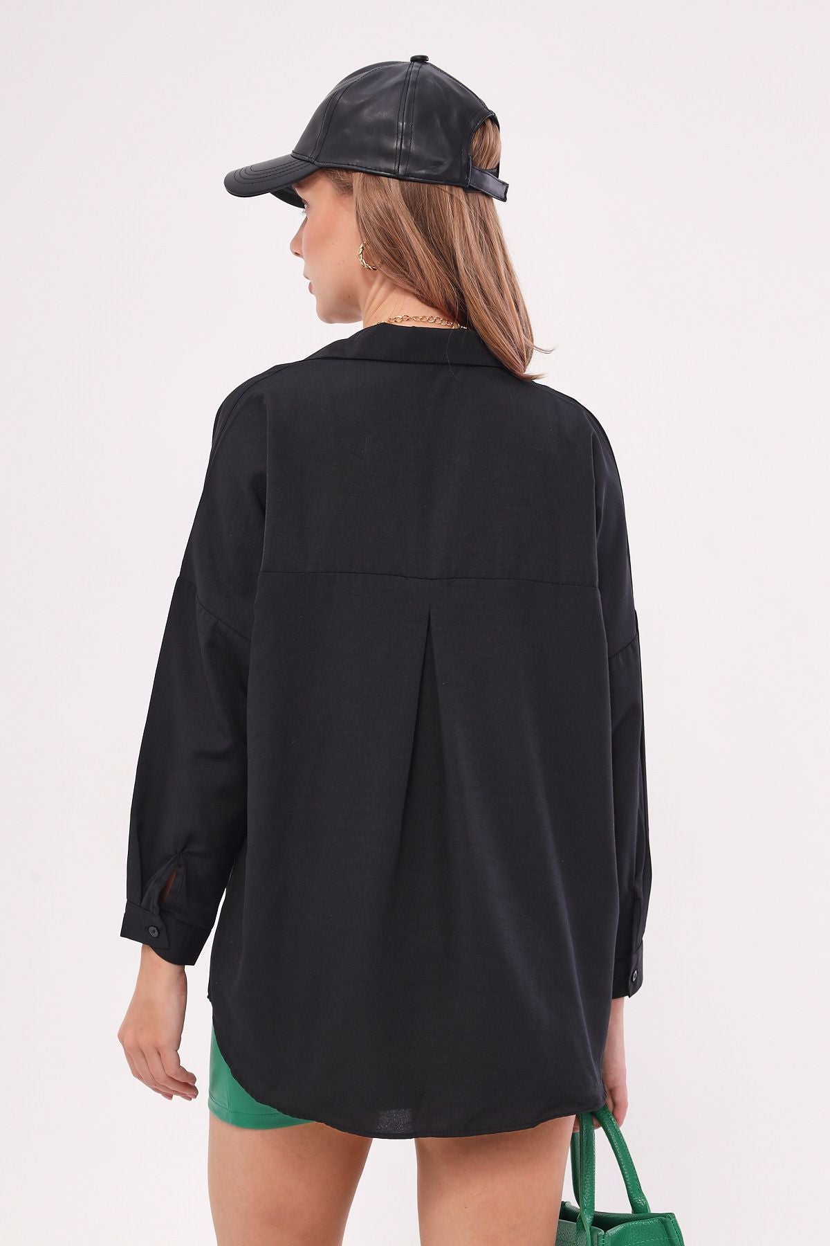 Woman Black Oversize Long Basic Shirt ARM-22Y001118