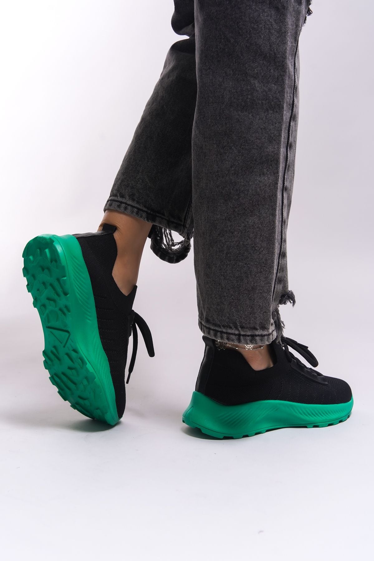 Umhebel Woman Sneaker 00122011 Black Green