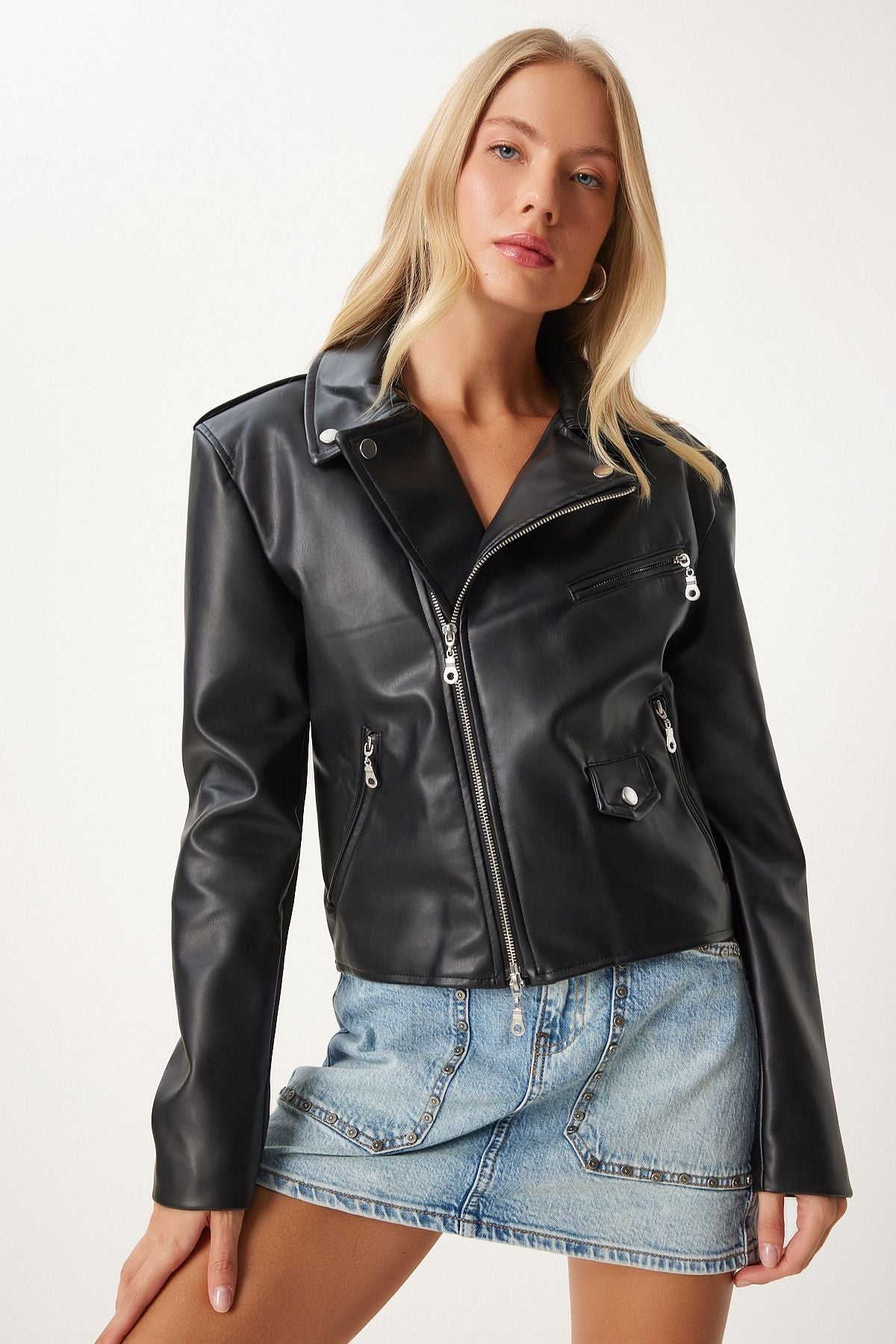 Female Black Artificial Leather Crop Biker Jacket FN03305