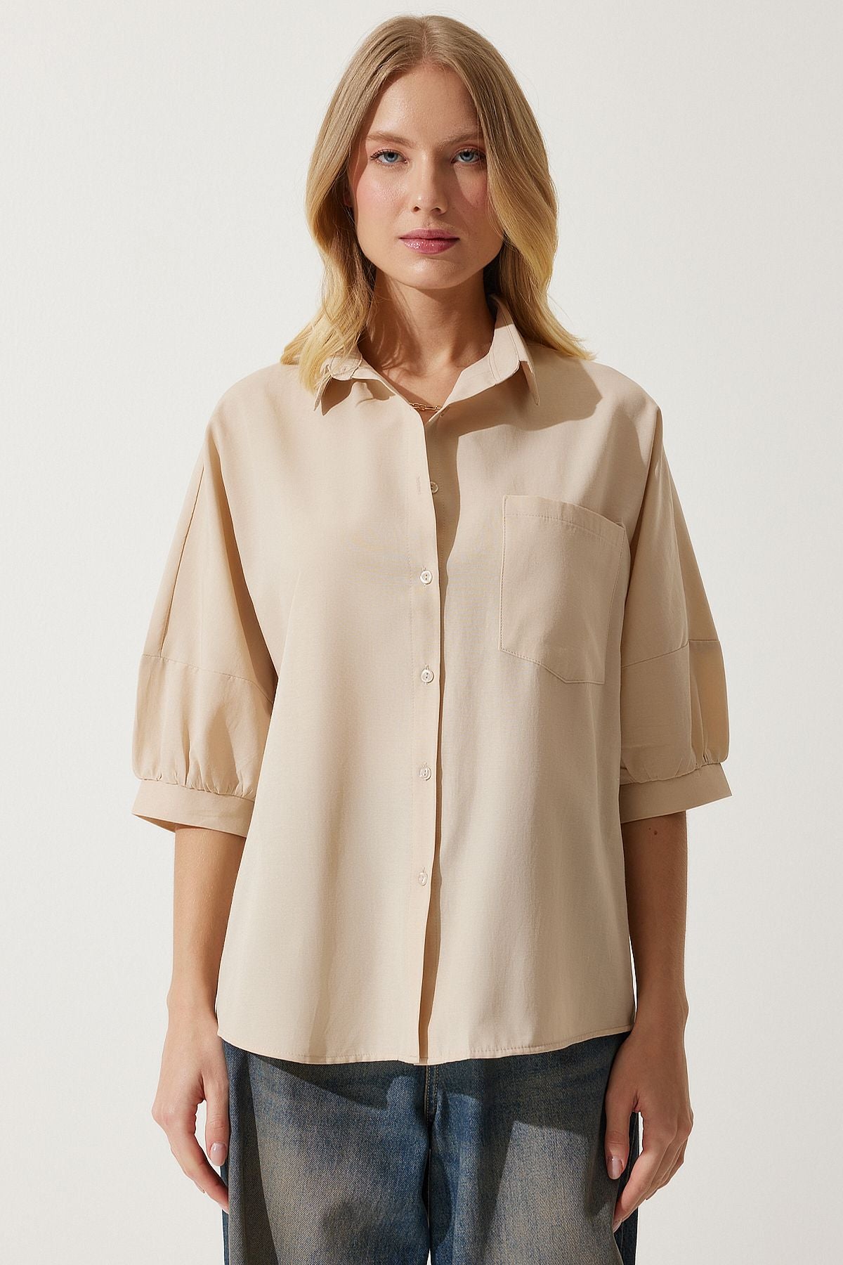 Women's Cream Balloon Sleeve Poplin Shirt DD01308