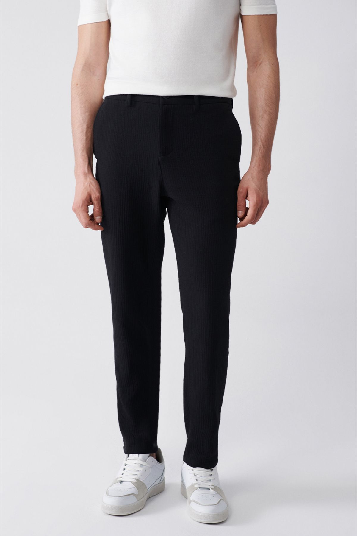 Men's Black Waist Waist Lacked Trousers A31y3209