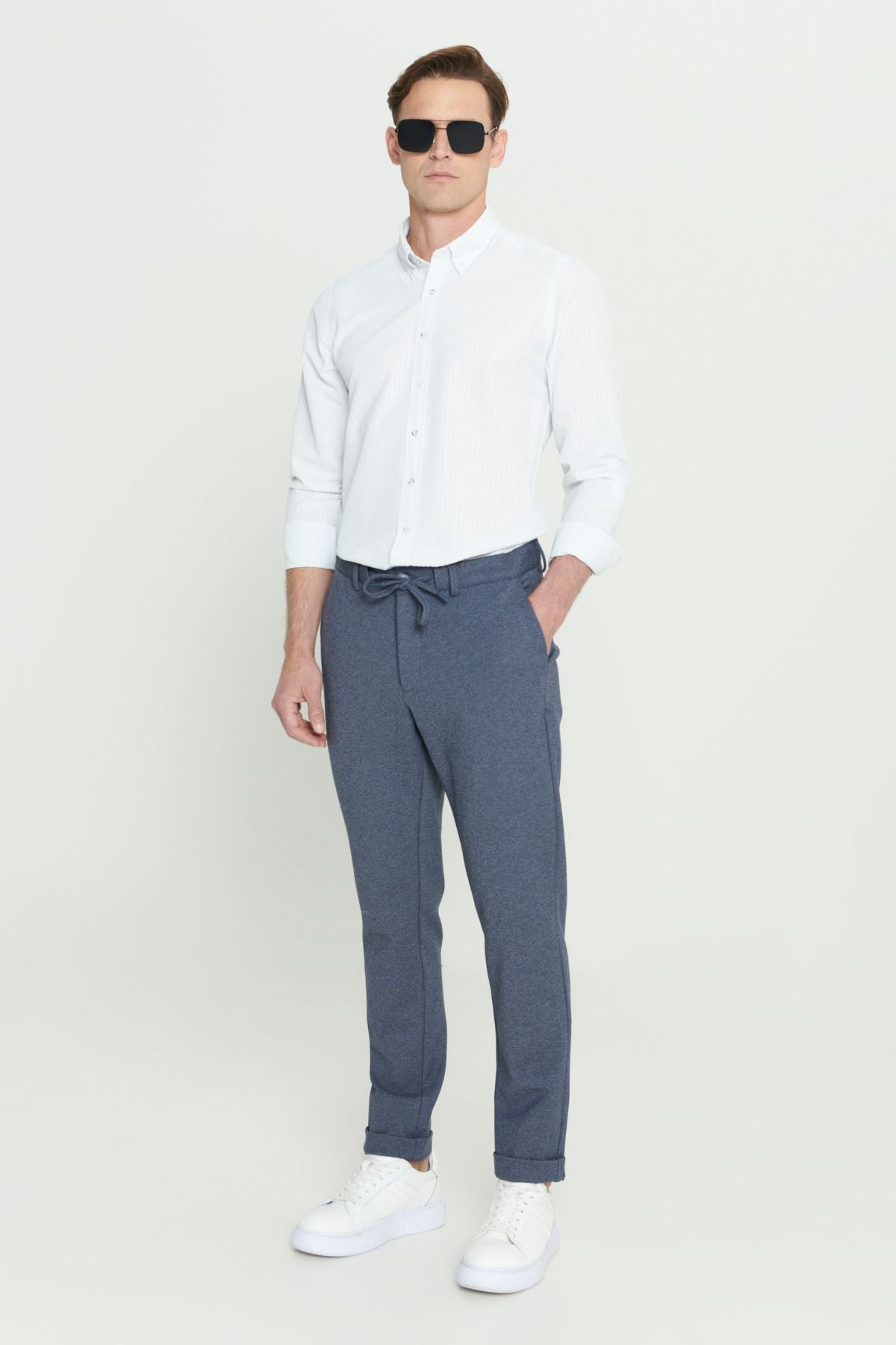 Men's navy blue slim fit narrow cut waist tied flexible pants