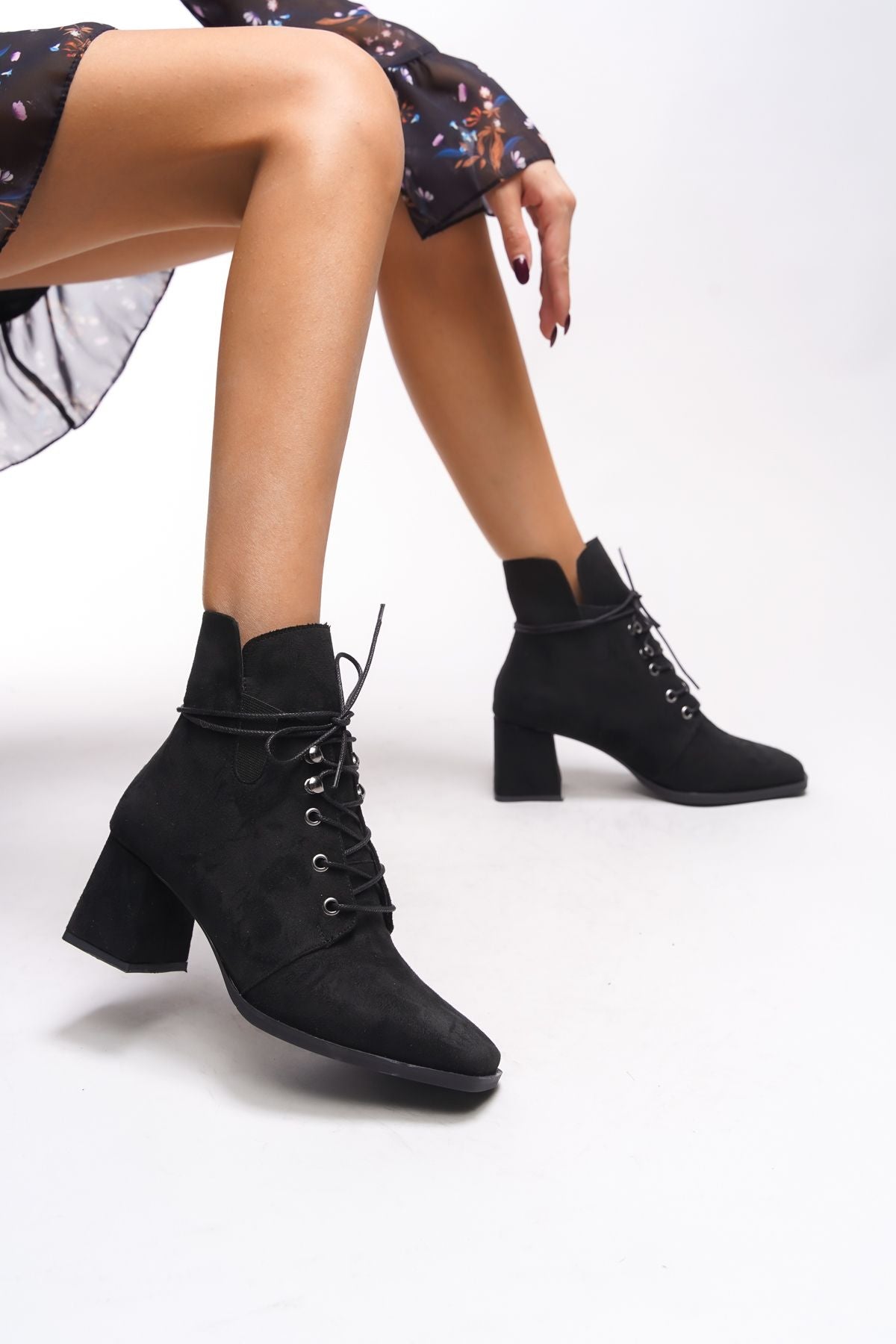 Vyllaurel Women Heels Bot 00123545 Black Suede