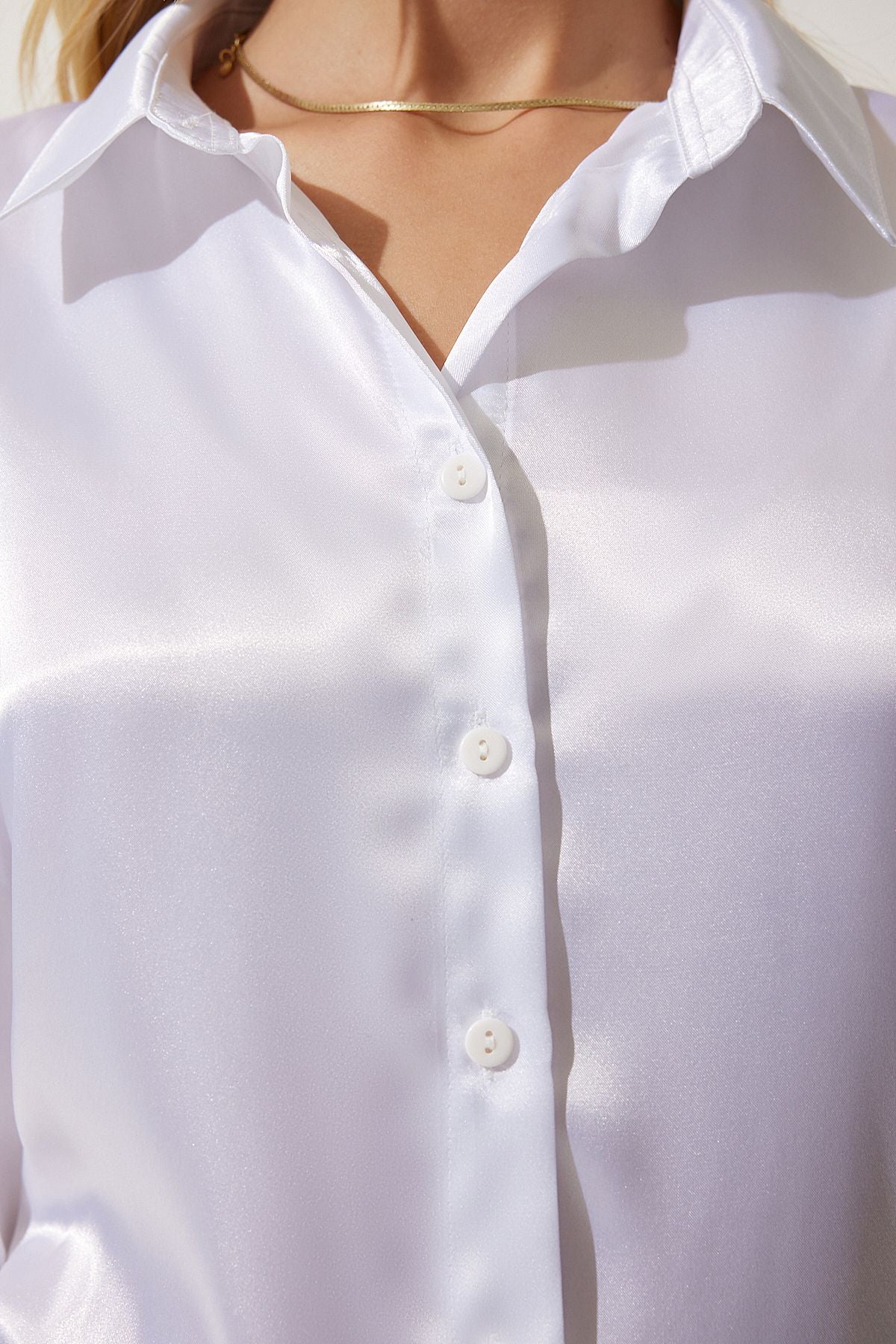 WOMEN WHITE LIGHTED SATIN SOLUTION SHIRT DD00990