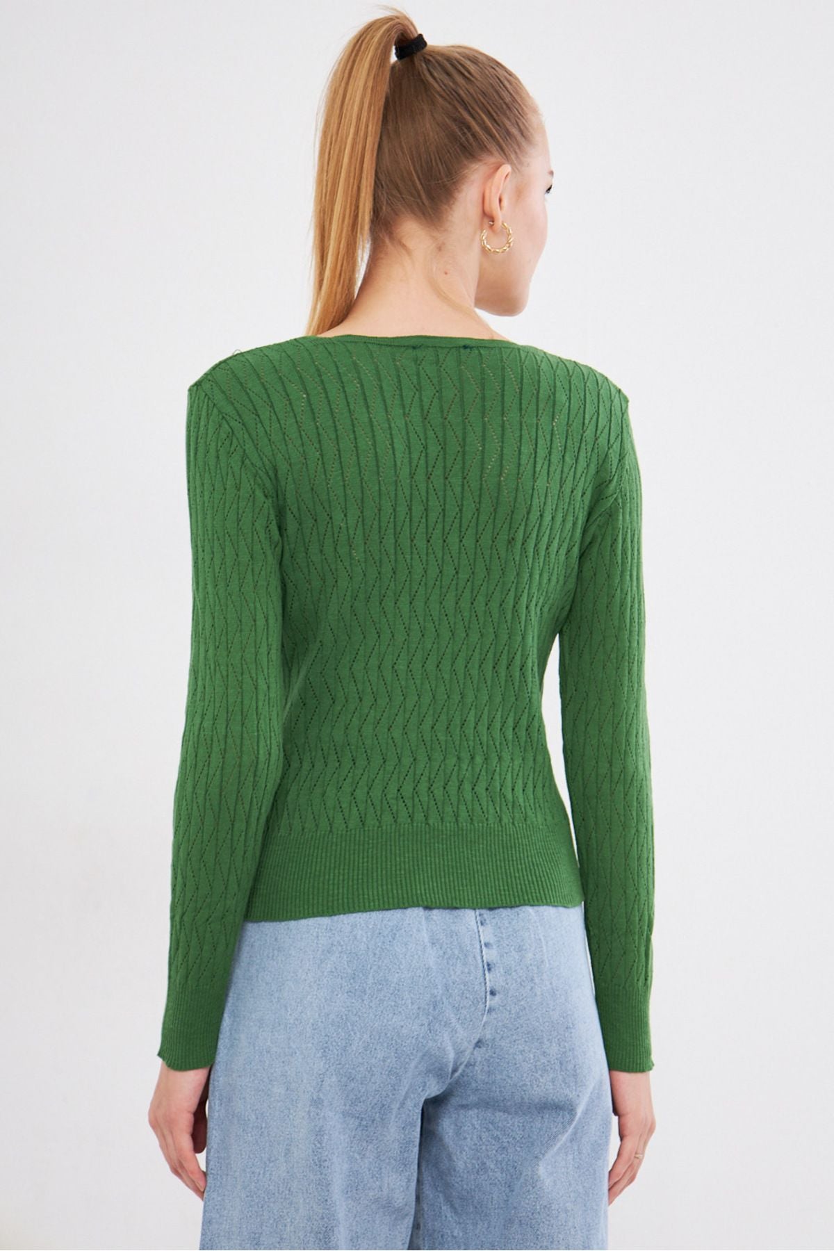 Female Green V-Neck Perforated Knitwear Sweater Arm-25k012012