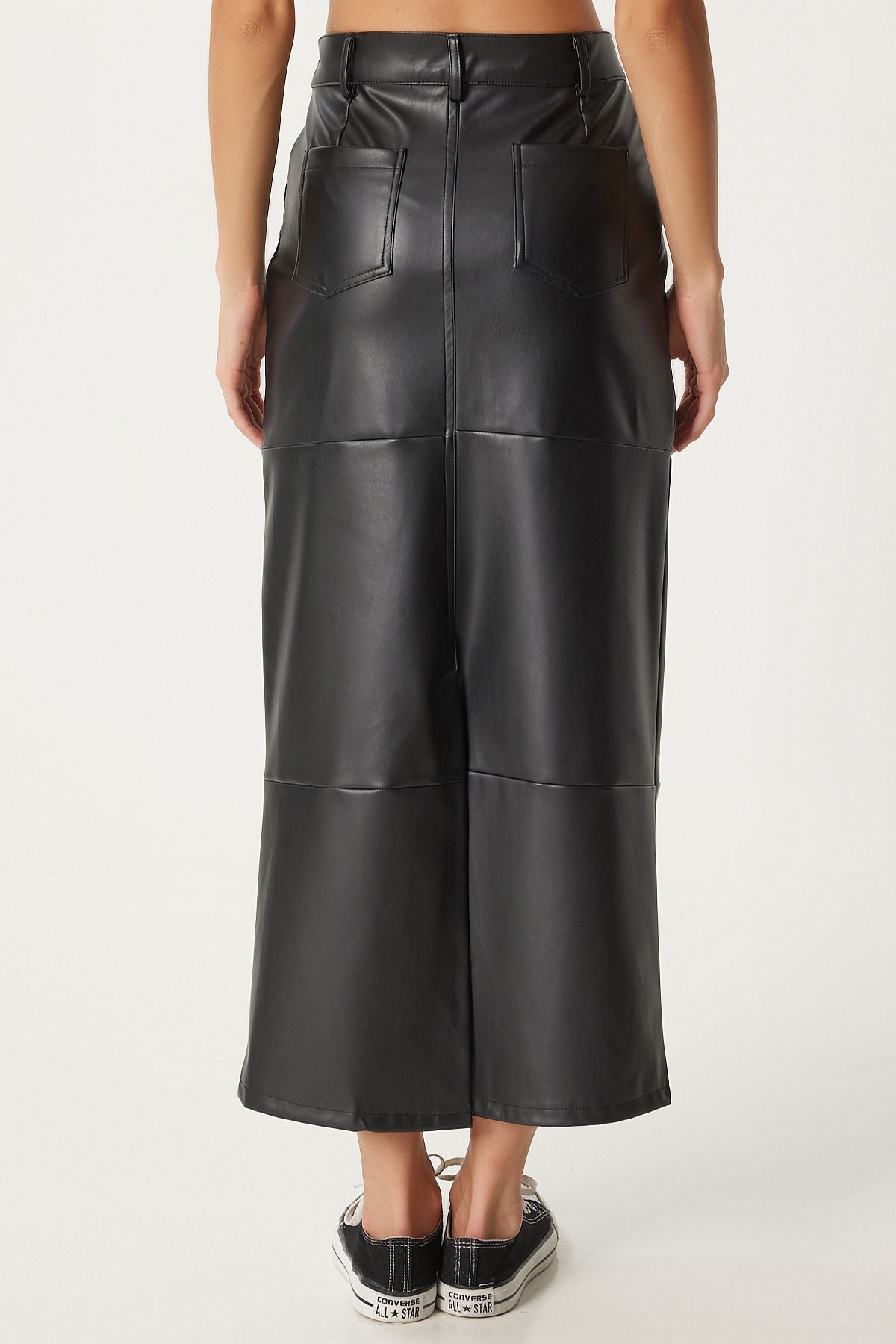 Female black slit artificial leather pencil skirt FN03351
