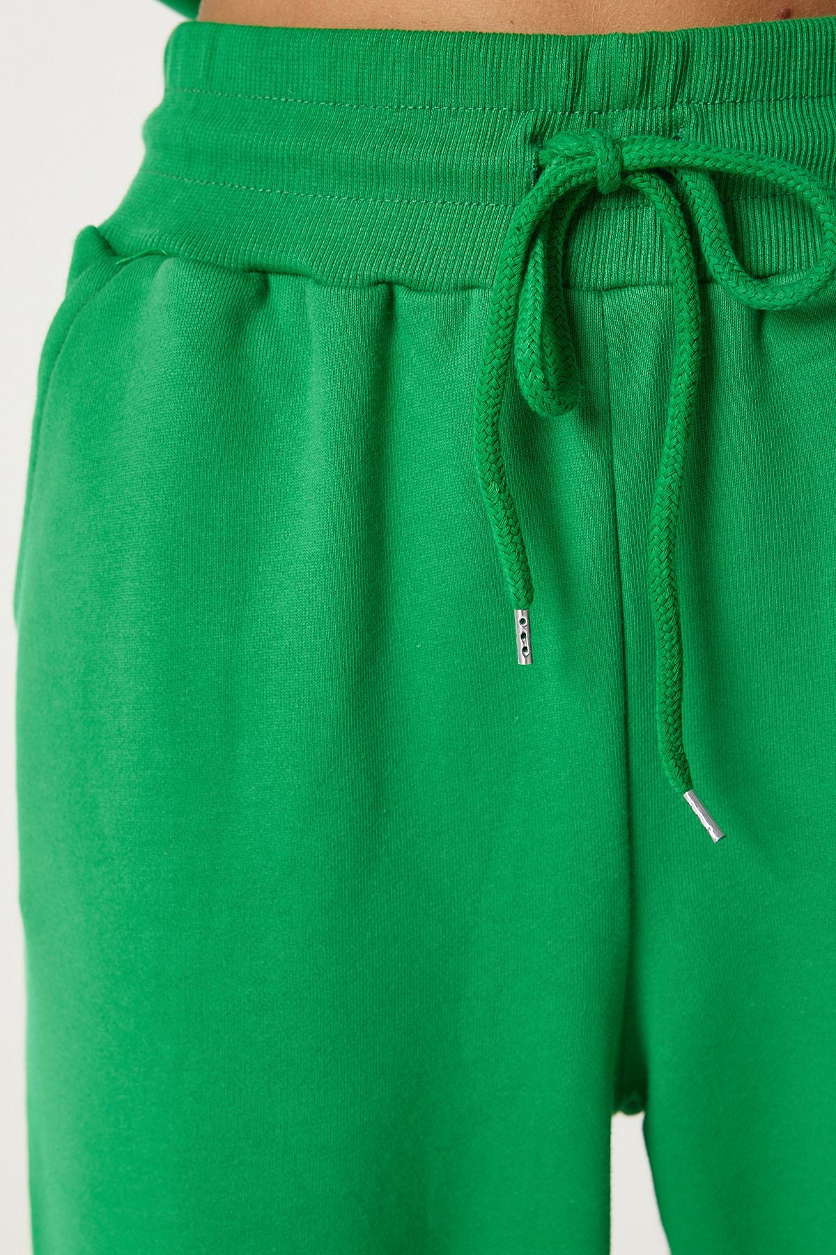 Sweatshirt jogger with women's green hoods.