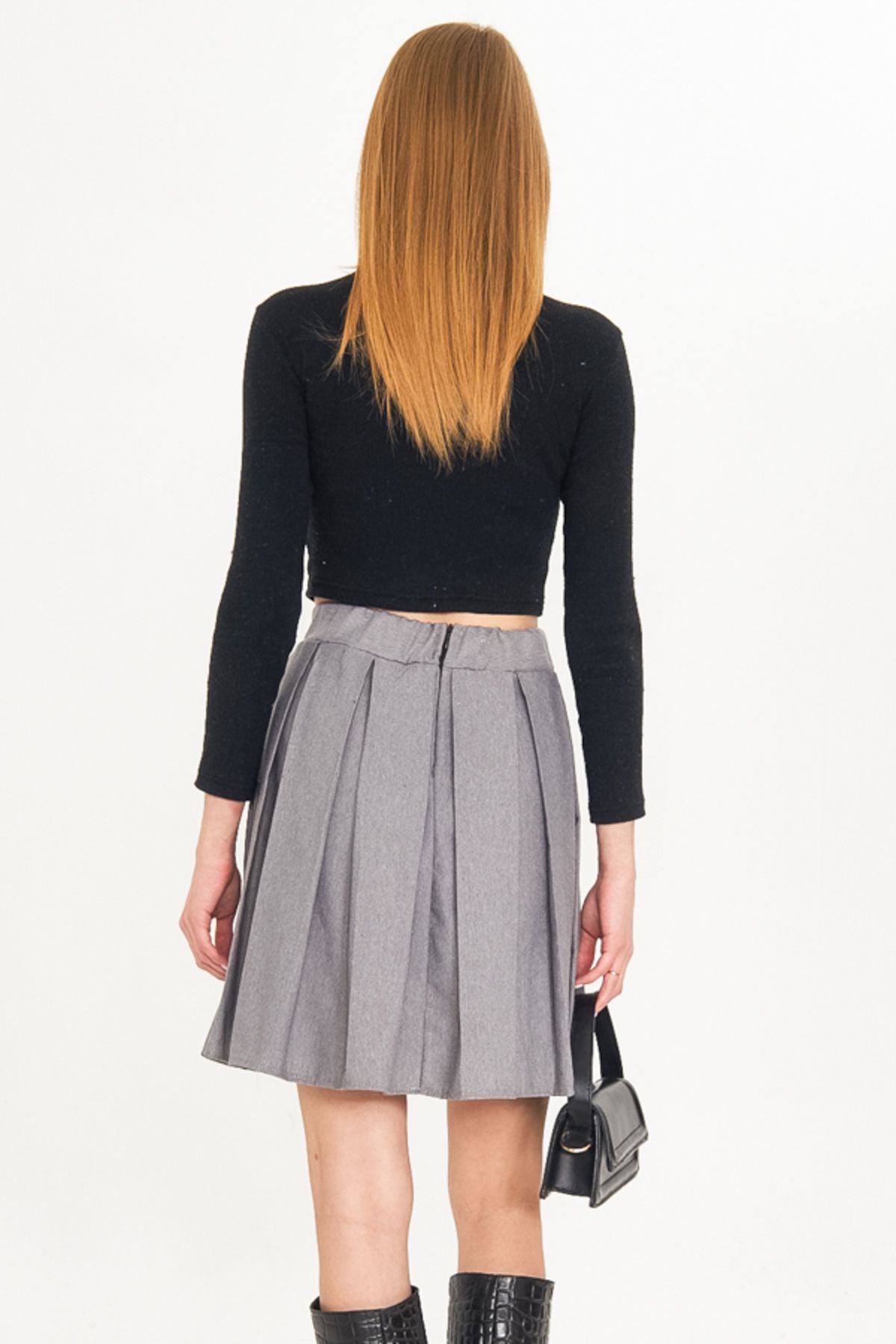 Woman Gray Short Clash Skirt ARM-22K001013