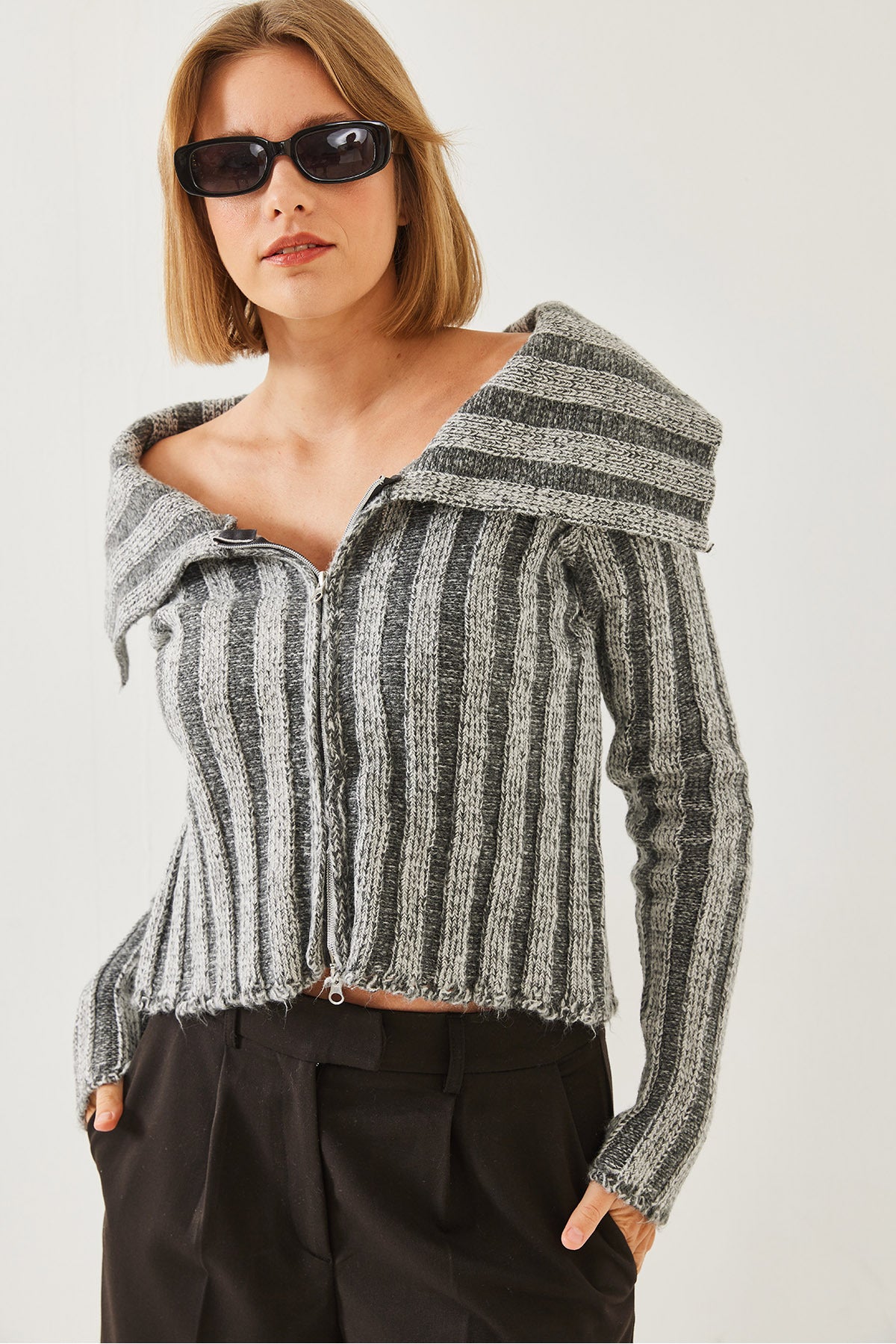 Women's Thick Ribbed Zippered Knitwear Cardigan 241003 60251960