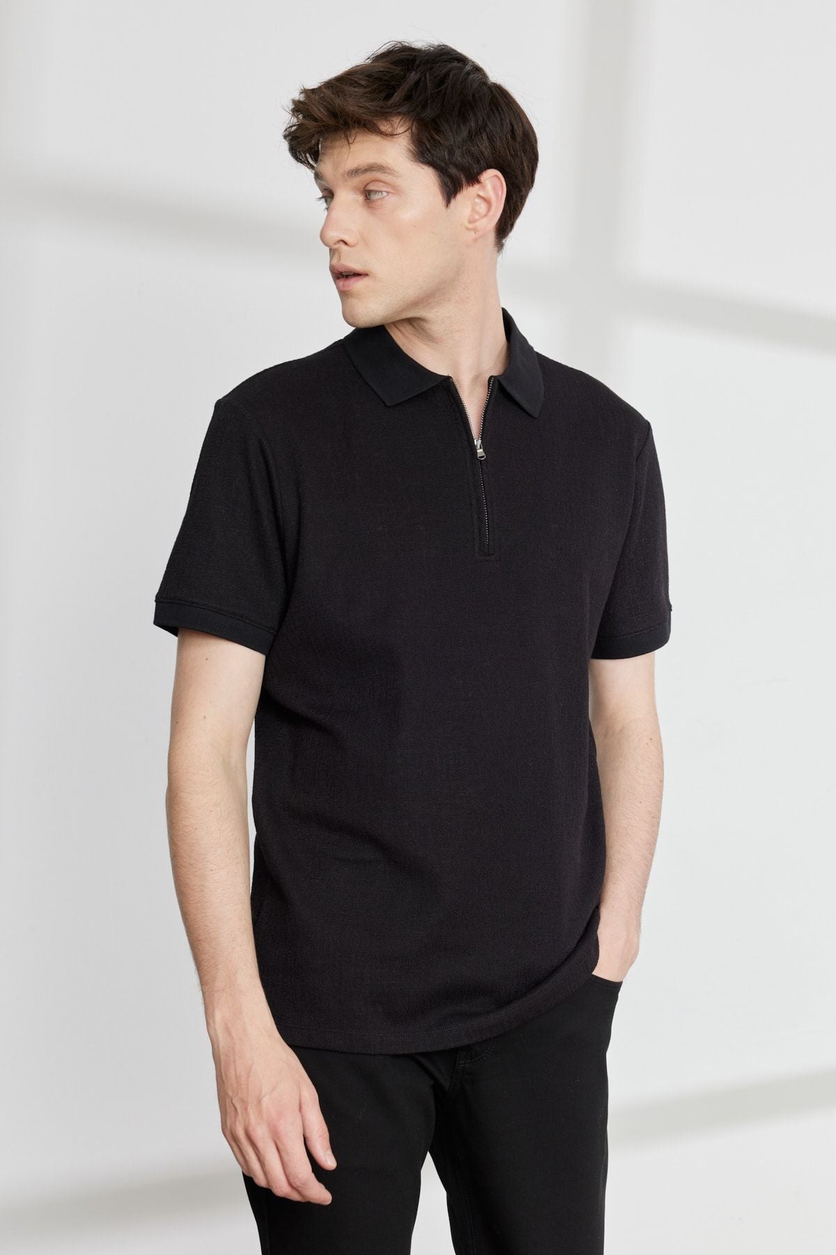 Men's black slim fit narrow cut zipper Polo collar textured fabric short sleeve t -shirt